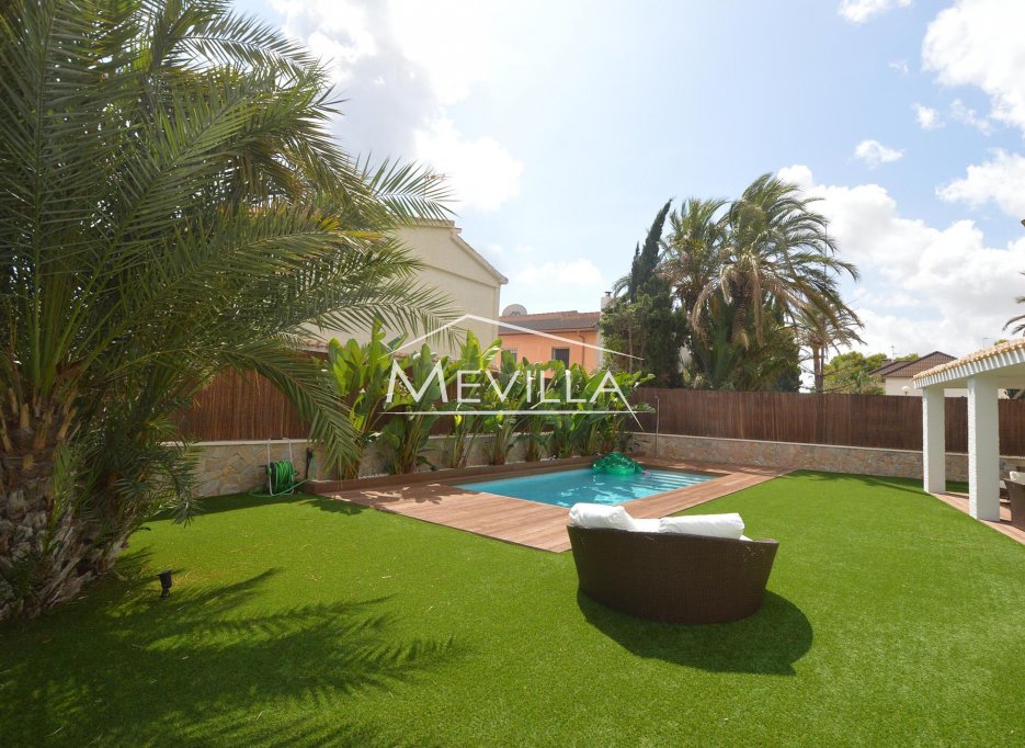 Reventes - Villa - Orihuela Costa - Campoamor