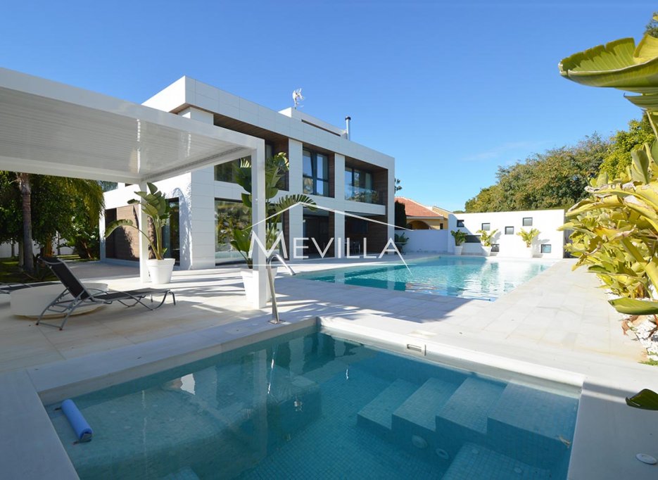 Reventes - Villa - Orihuela Costa - Campoamor