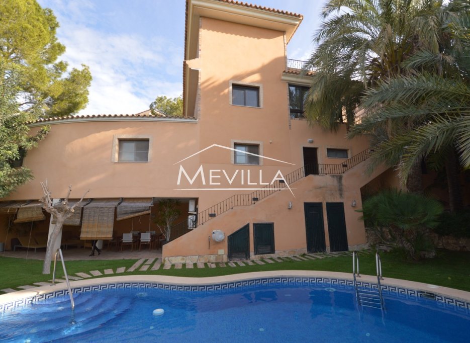 Reventes - Villa - Orihuela Costa - Campoamor