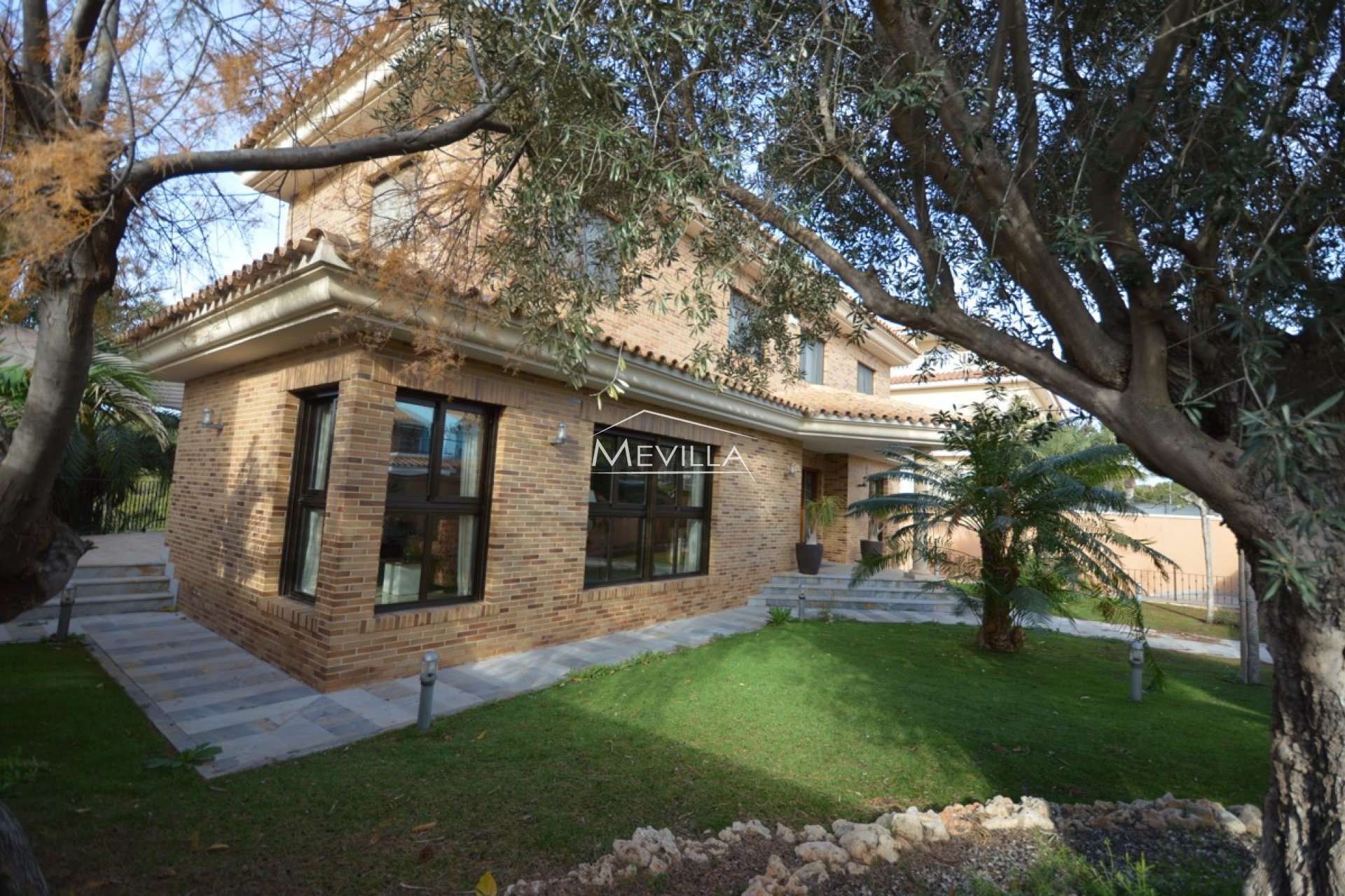 Reventes - Villa - Orihuela Costa - Campoamor