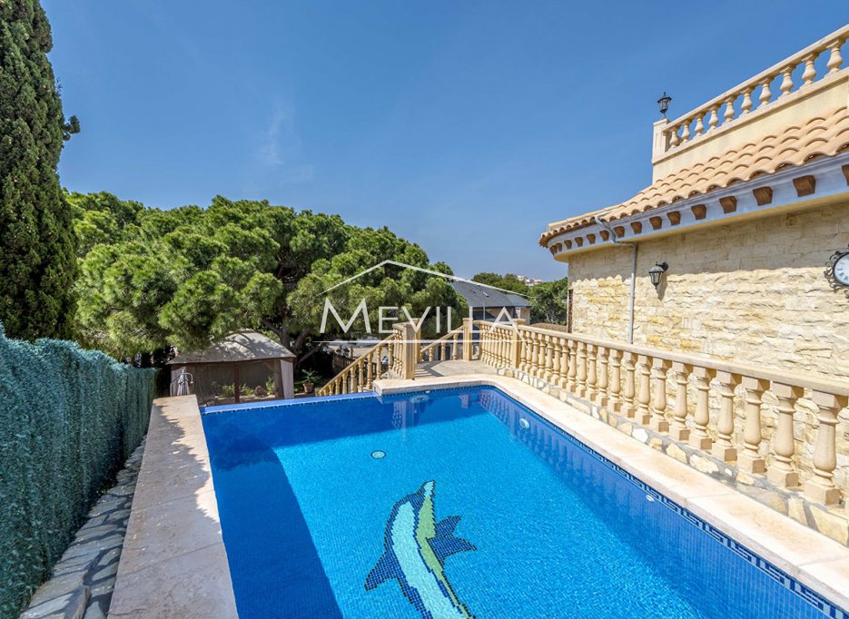 Reventes - Villa - Orihuela Costa - Campoamor