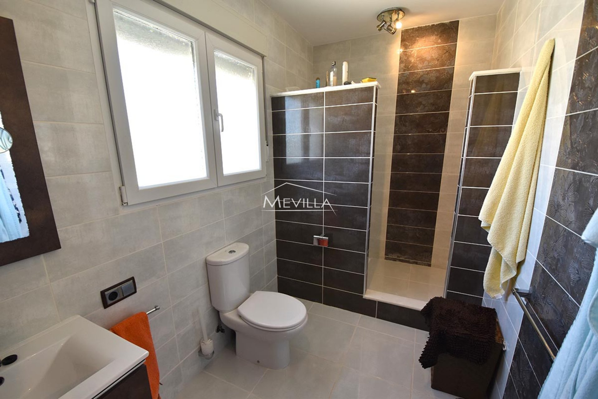 Reventes - Villa - Orihuela Costa - Campoamor