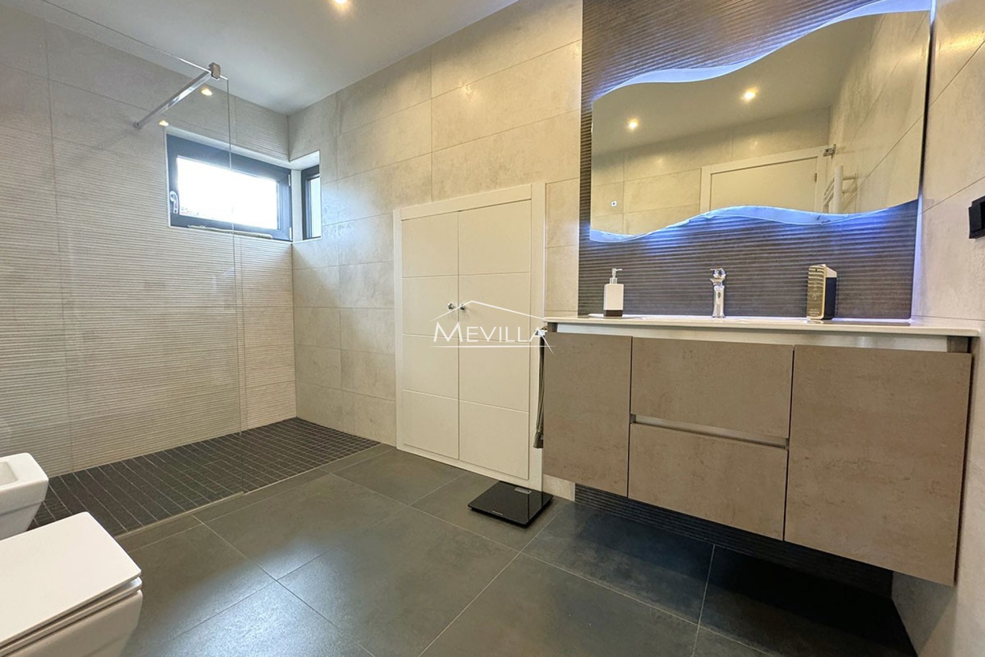 Reventes - Villa - Orihuela Costa - Campoamor