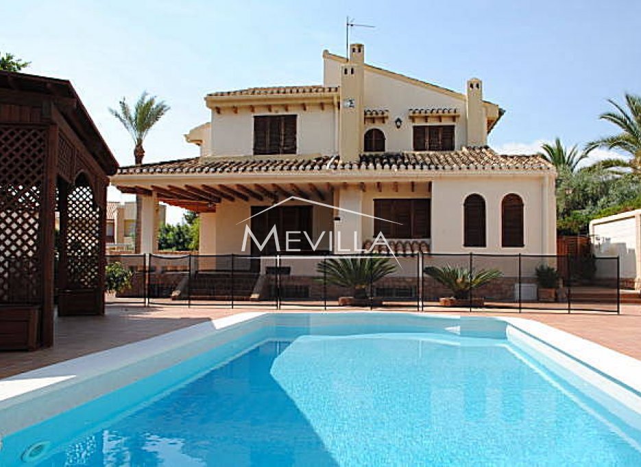 Reventes - Villa - Orihuela Costa - Campoamor