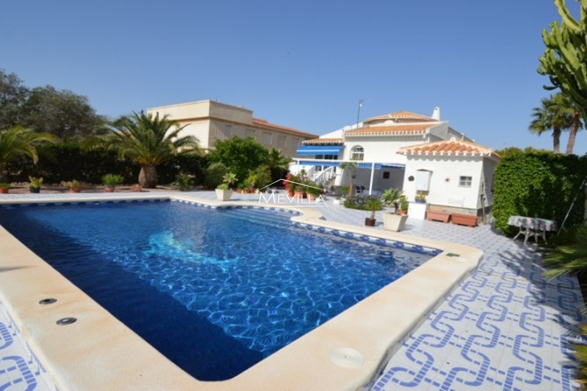 Reventes - Villa - Orihuela Costa - La Zenia