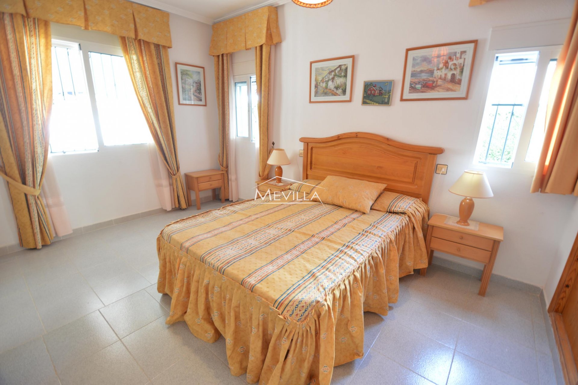 Reventes - Villa - Orihuela Costa - La Zenia