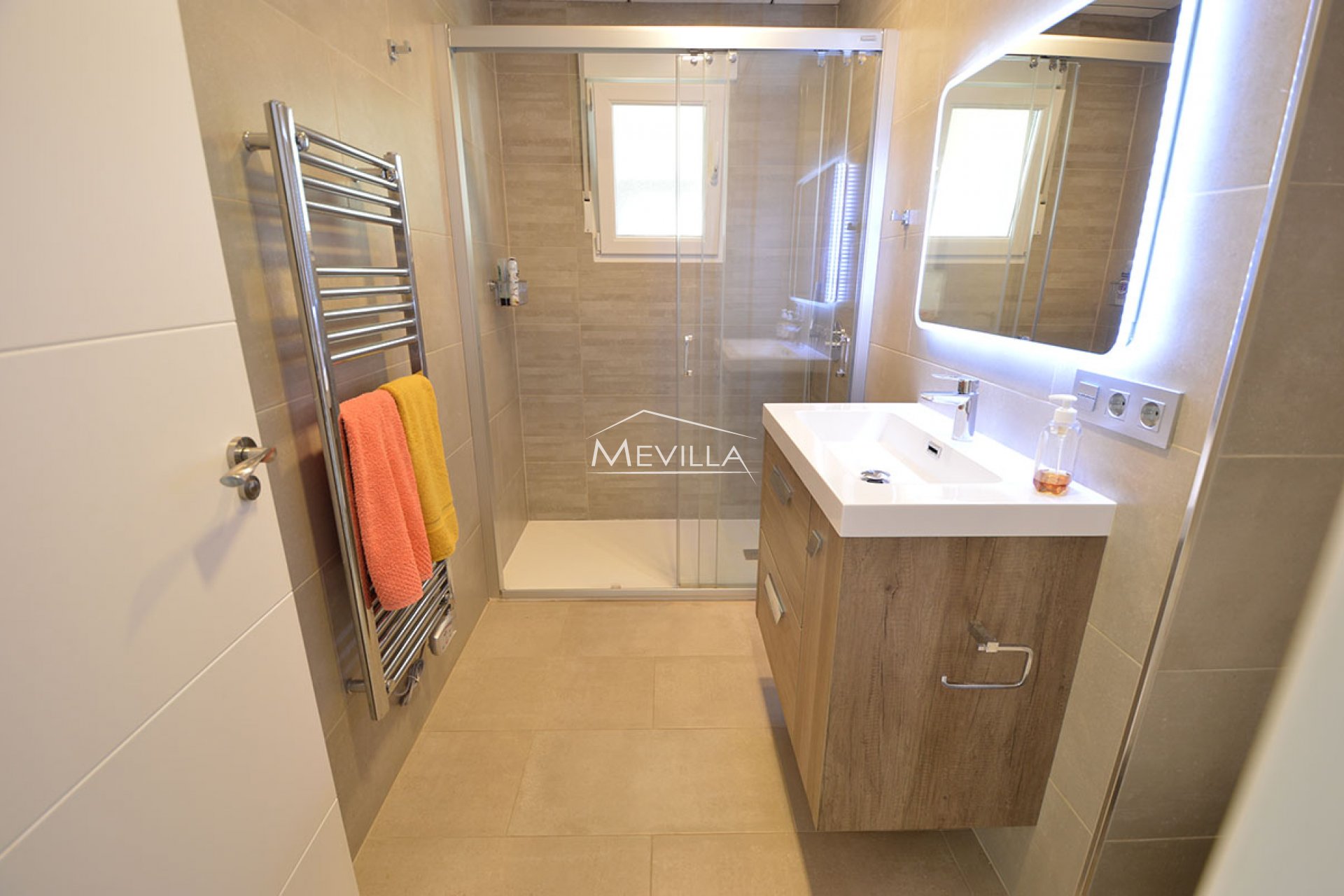 Reventes - Villa - Orihuela Costa - La Zenia