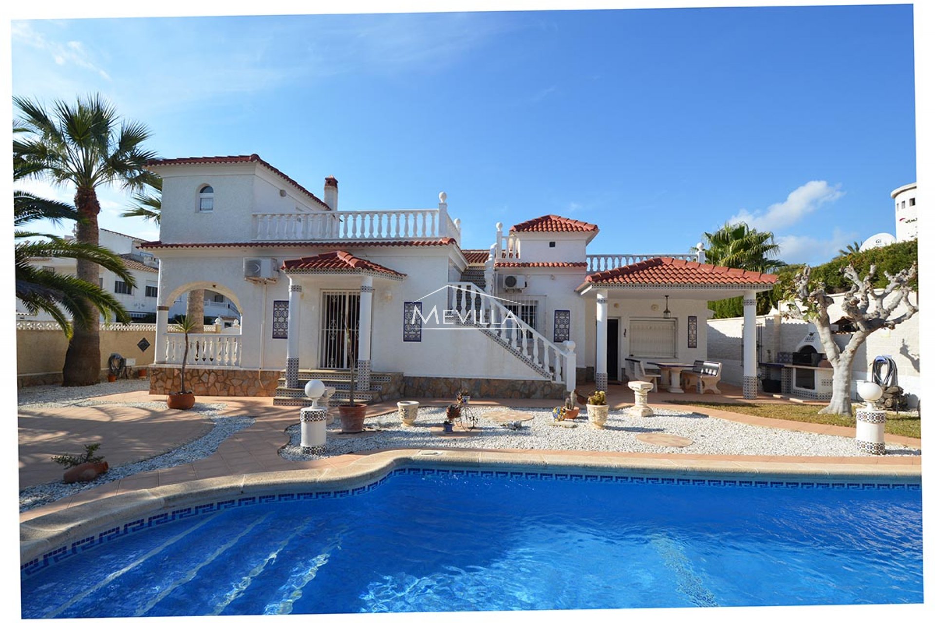 Reventes - Villa - Orihuela Costa - La Zenia