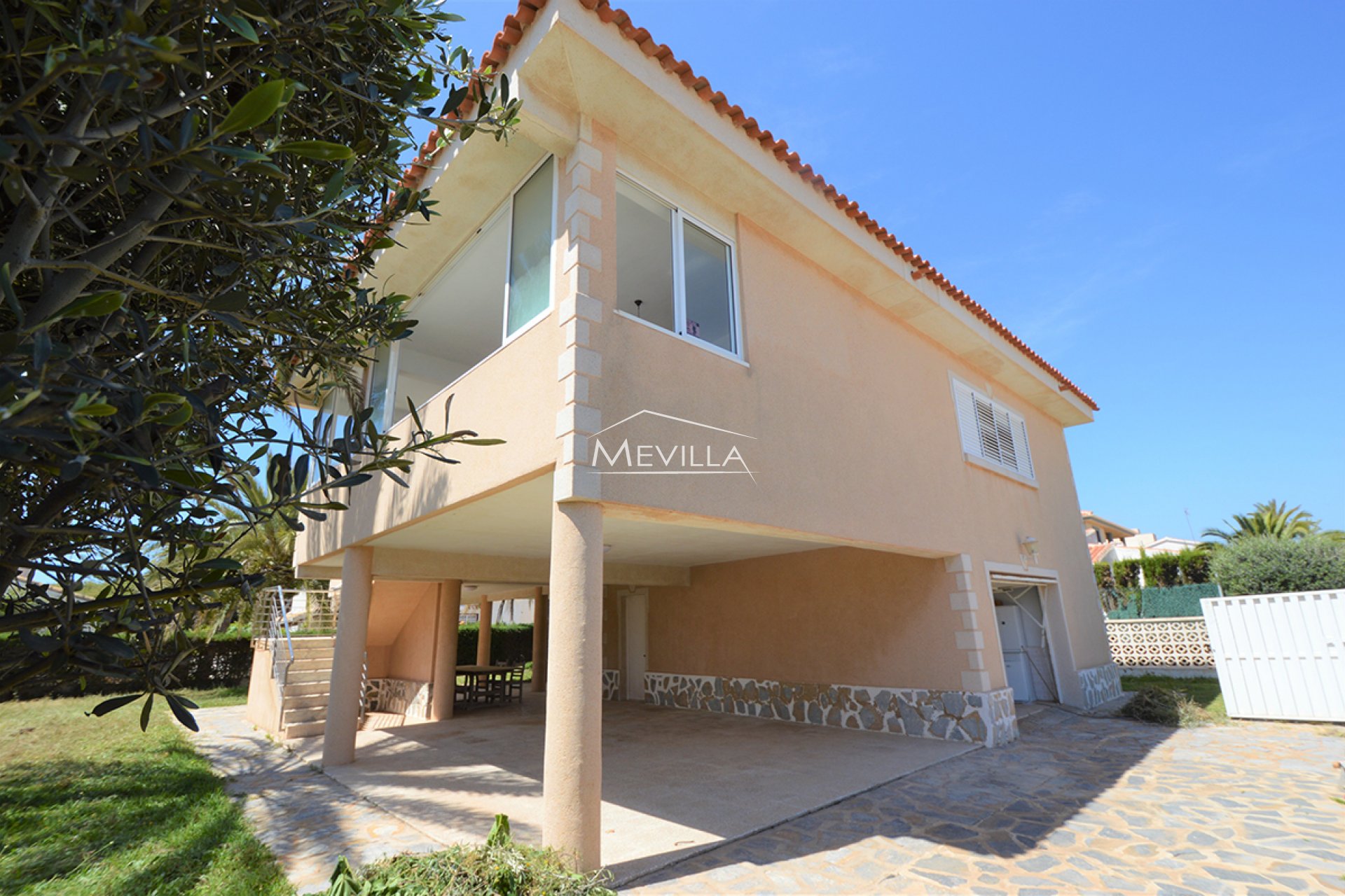Reventes - Villa - Orihuela Costa - La Zenia