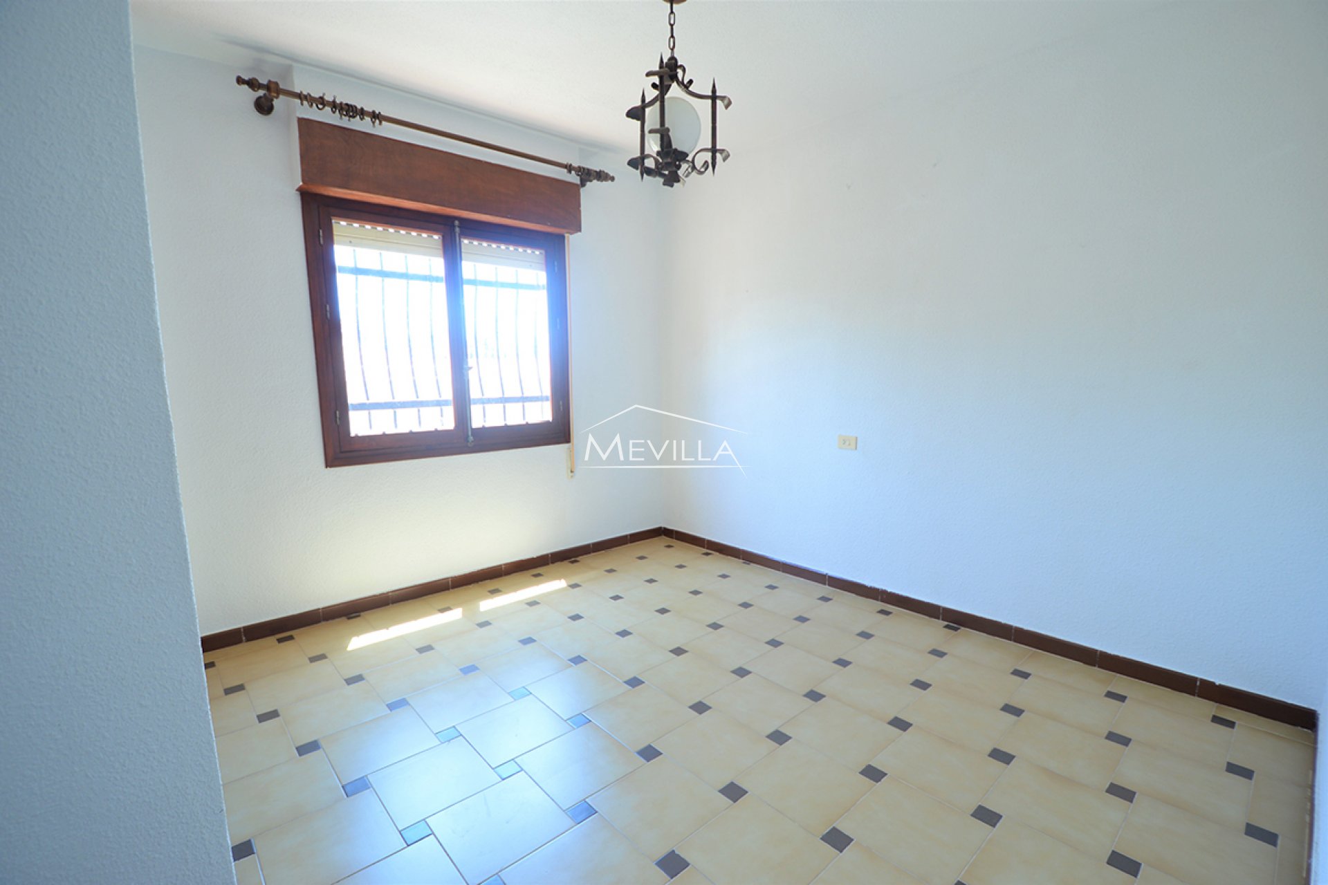 Reventes - Villa - Orihuela Costa - La Zenia