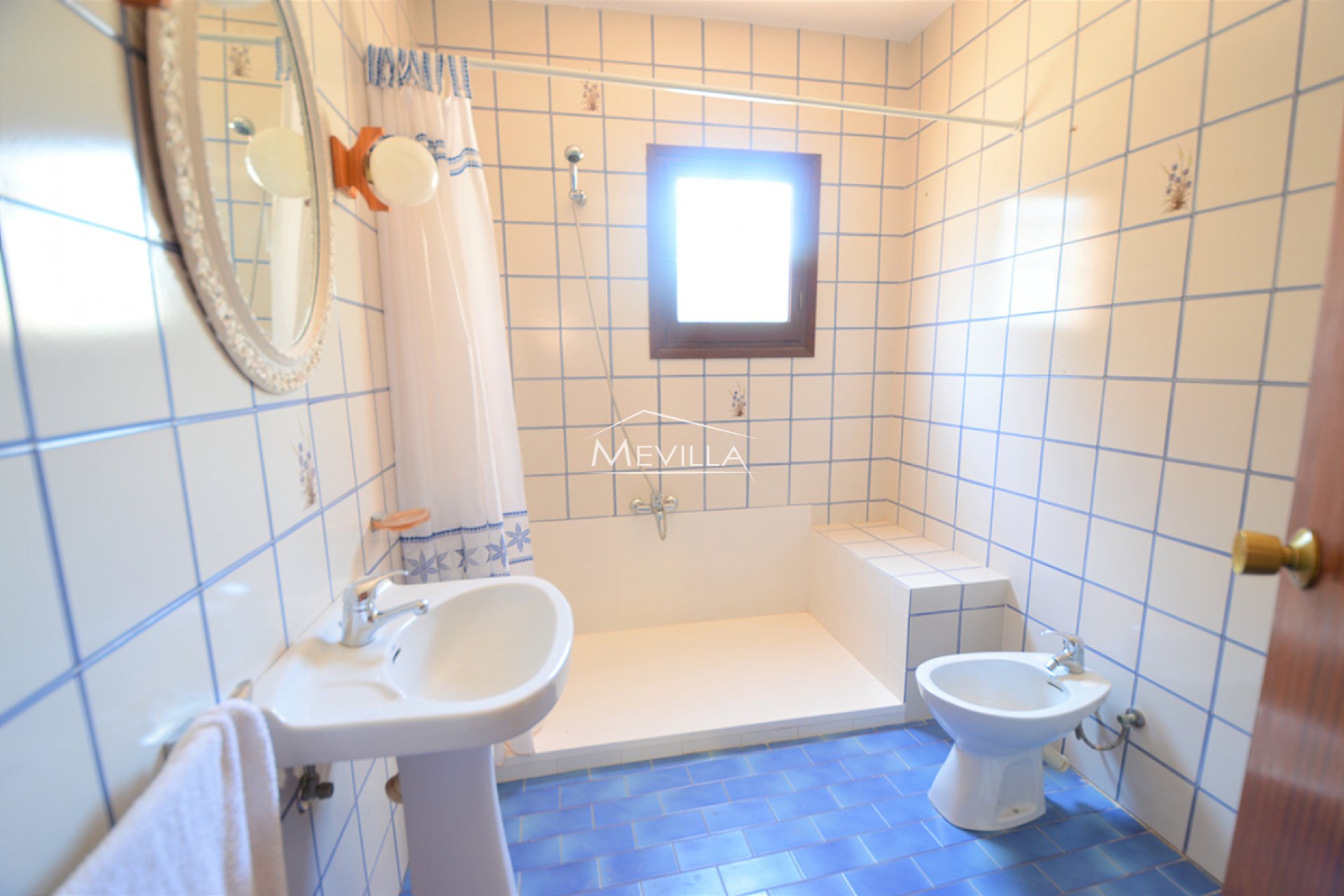 Reventes - Villa - Orihuela Costa - La Zenia