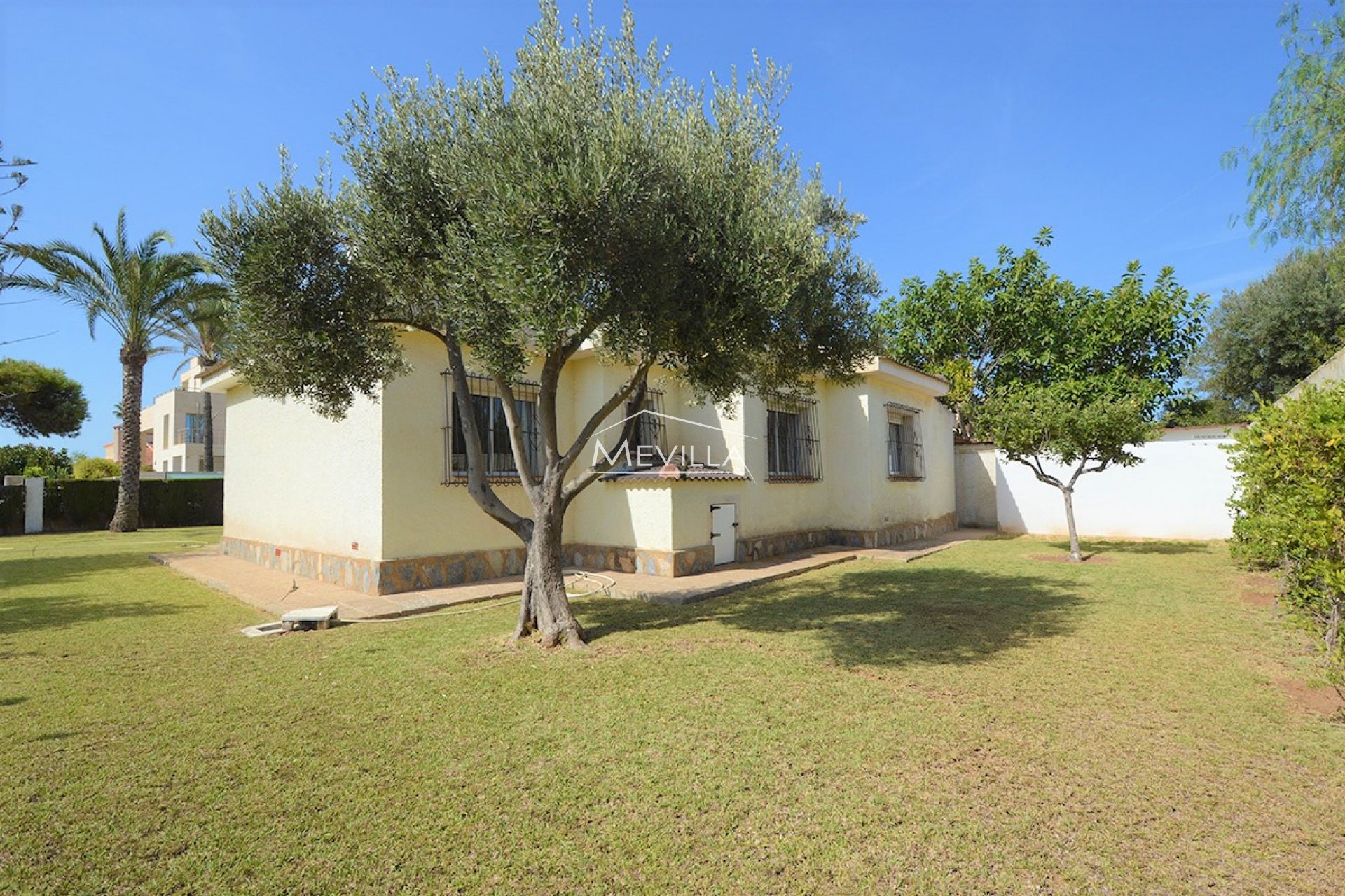 Reventes - Villa - Orihuela Costa - La Zenia