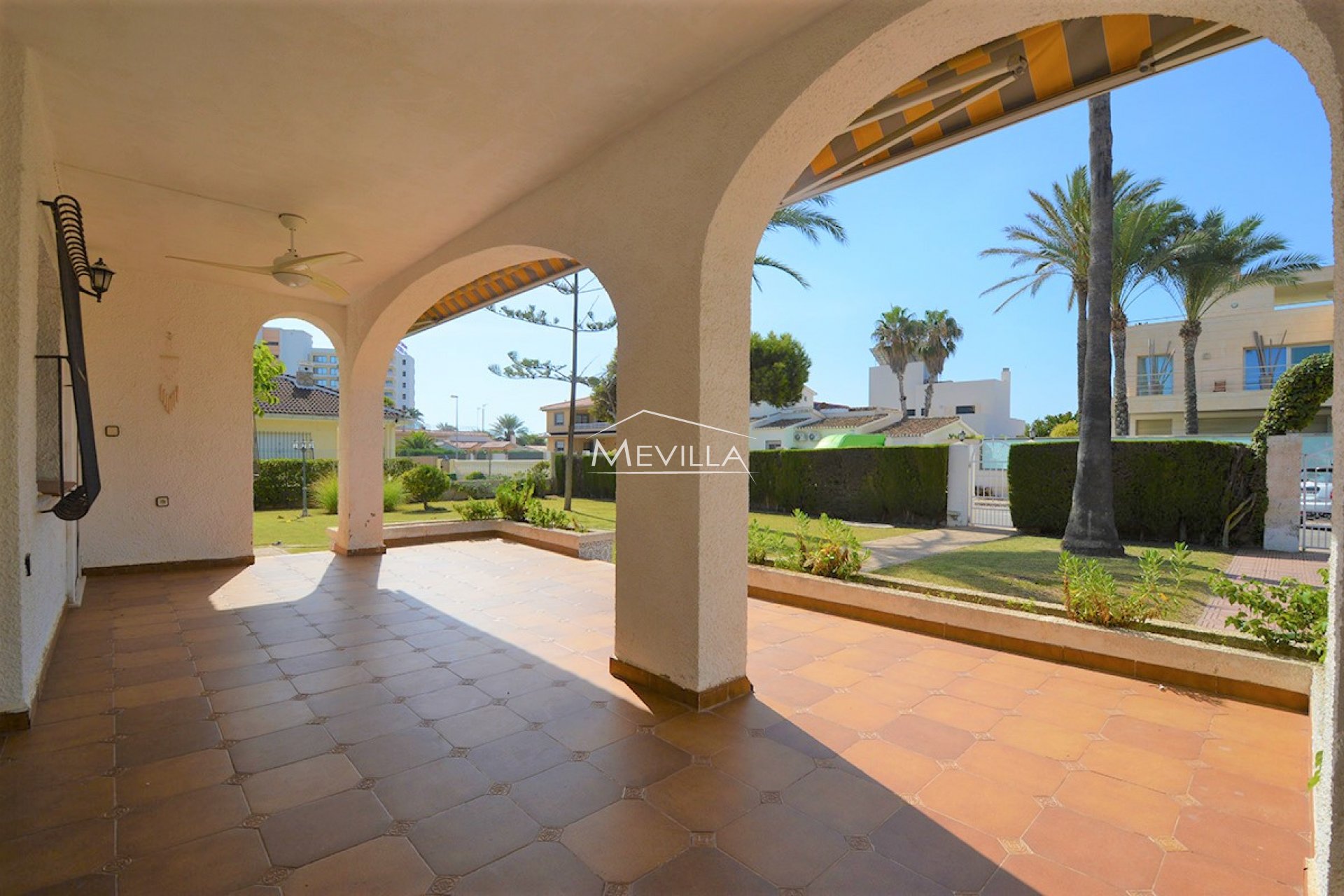 Reventes - Villa - Orihuela Costa - La Zenia