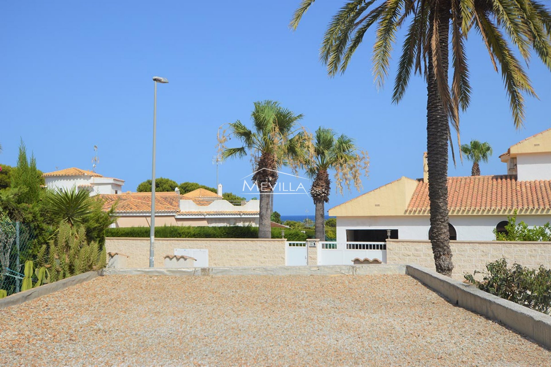 Reventes - Villa - Orihuela Costa - La Zenia