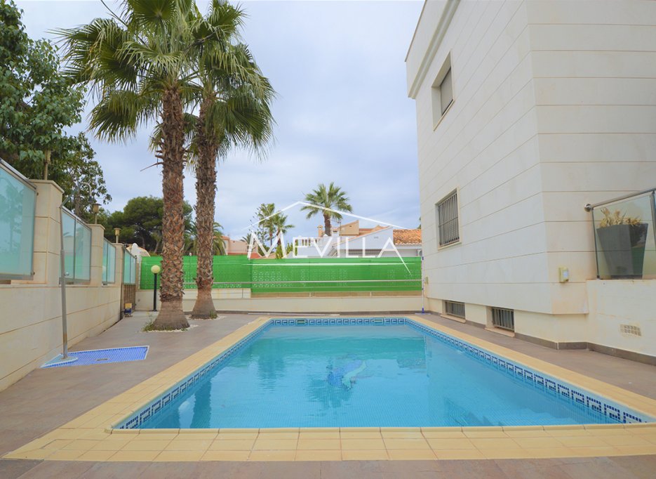 Reventes - Villa - Orihuela Costa - La Zenia