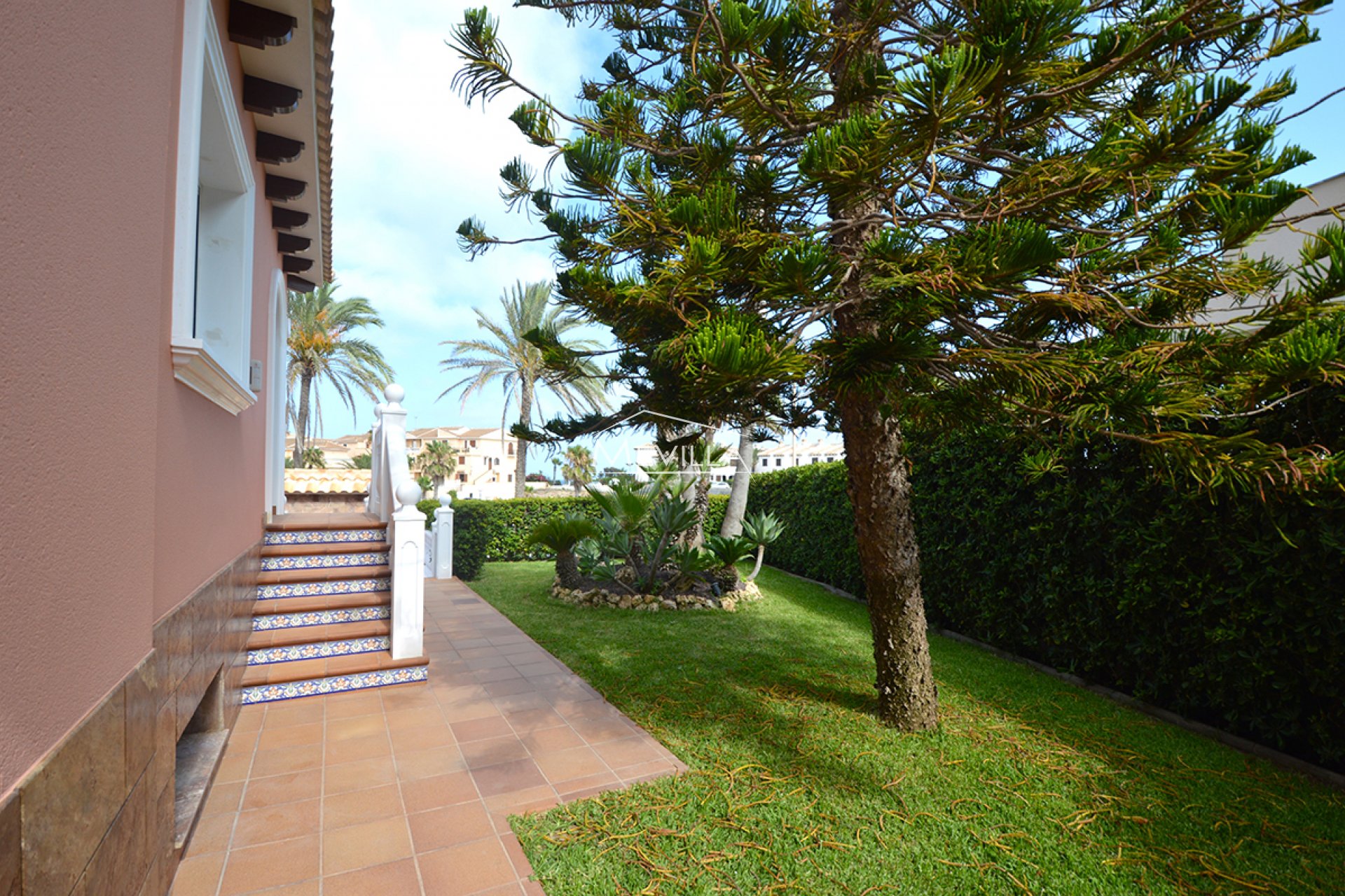 Reventes - Villa - Orihuela Costa - La Zenia