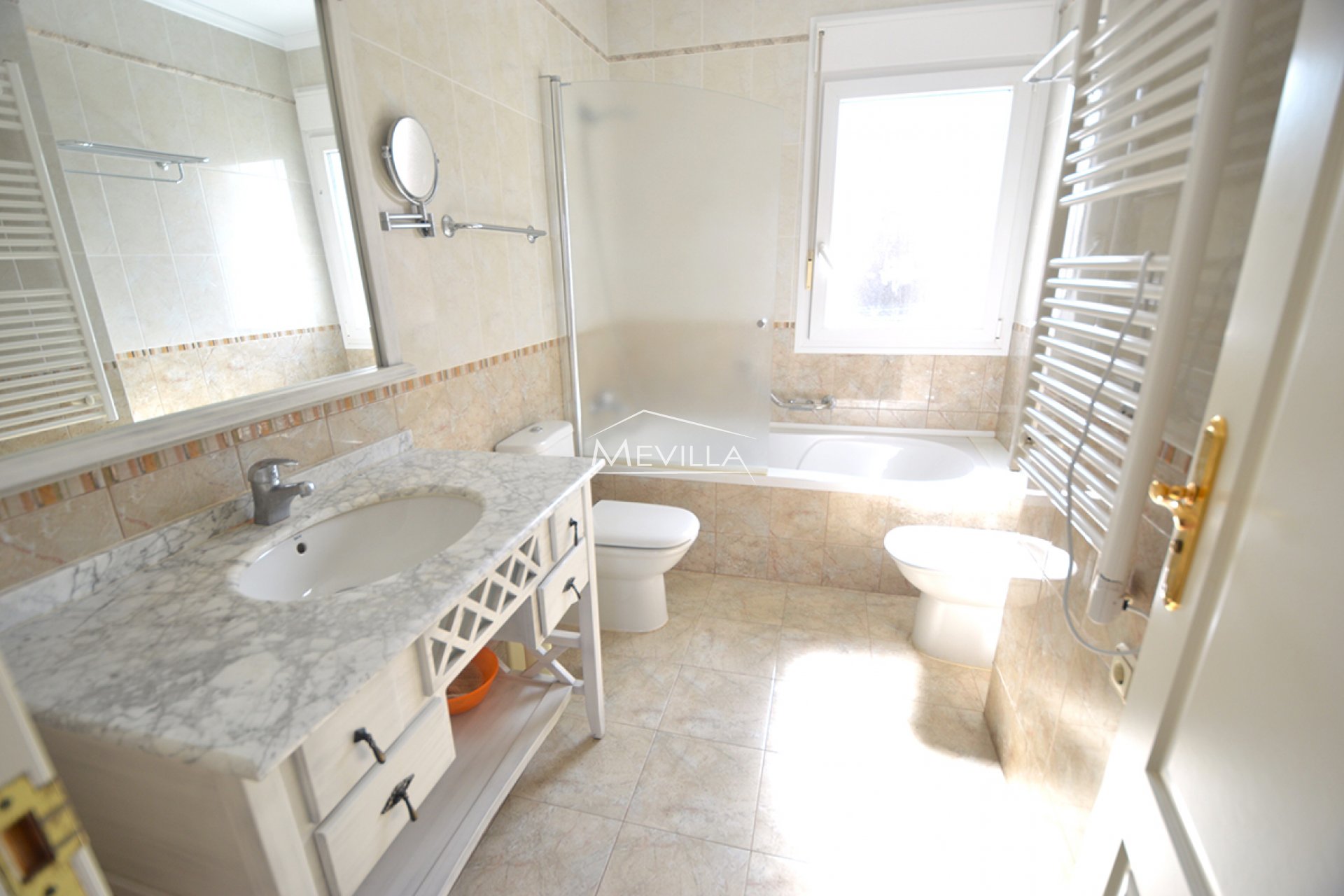 Reventes - Villa - Orihuela Costa - La Zenia
