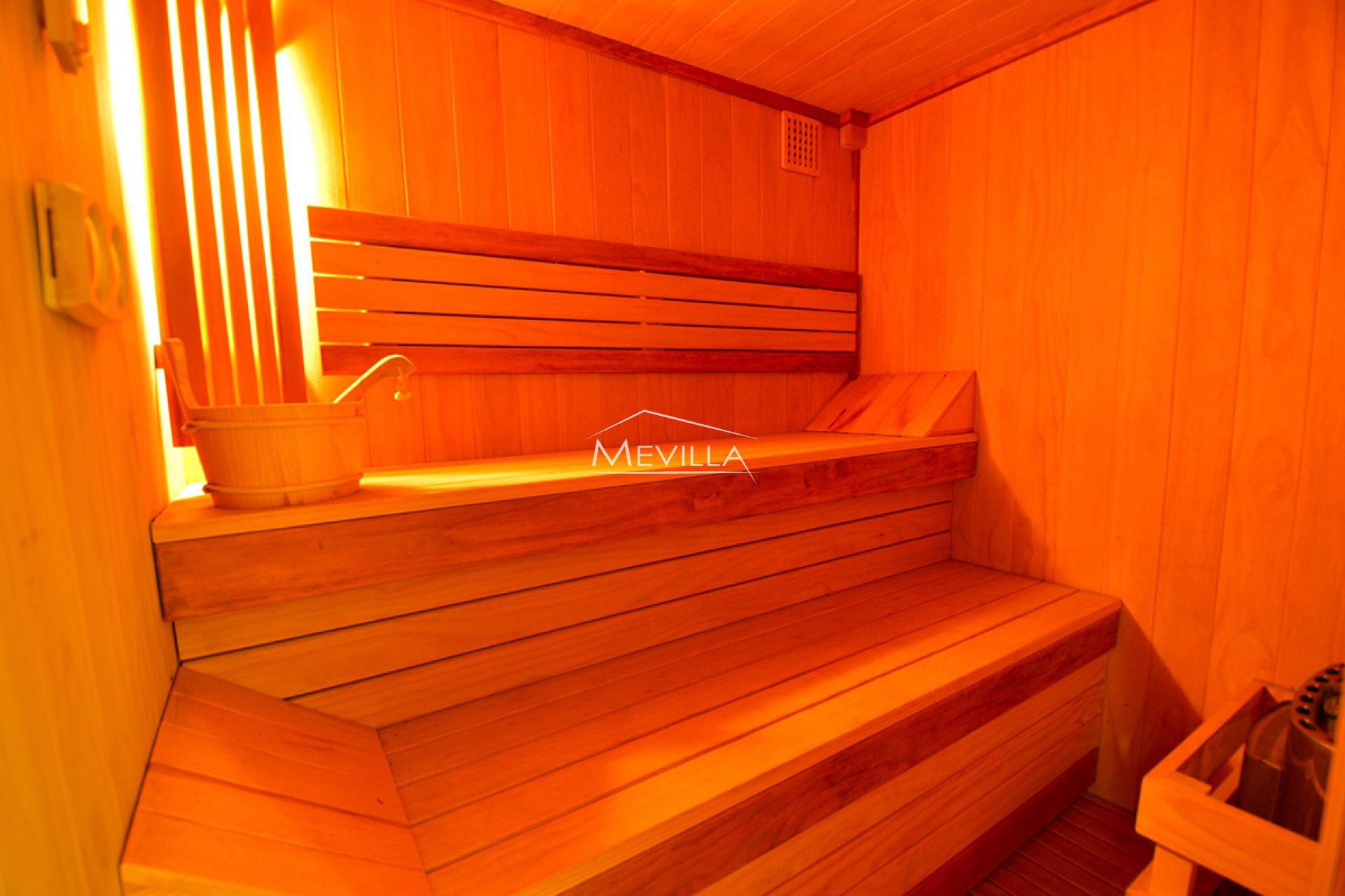 Reventes - Villa - Orihuela Costa - La Zenia