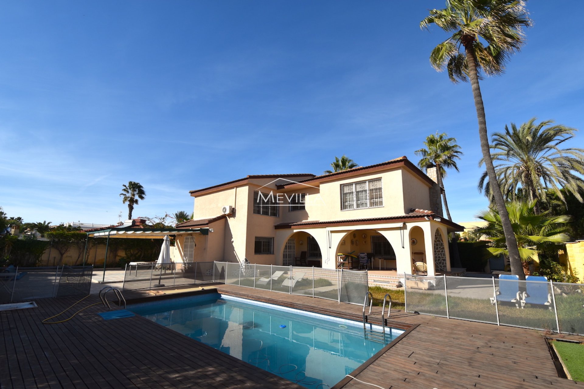 Reventes - Villa - Orihuela Costa - La Zenia