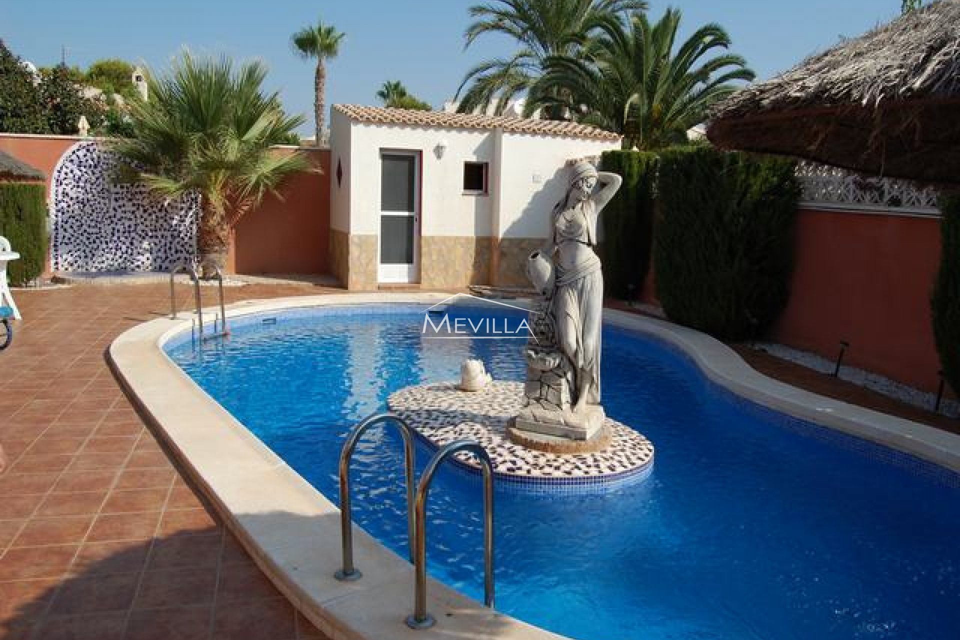 Reventes - Villa - Orihuela Costa - La Zenia
