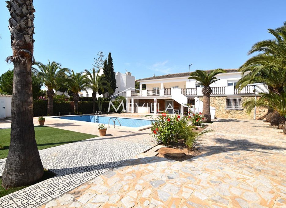 Reventes - Villa - Orihuela Costa - La Zenia