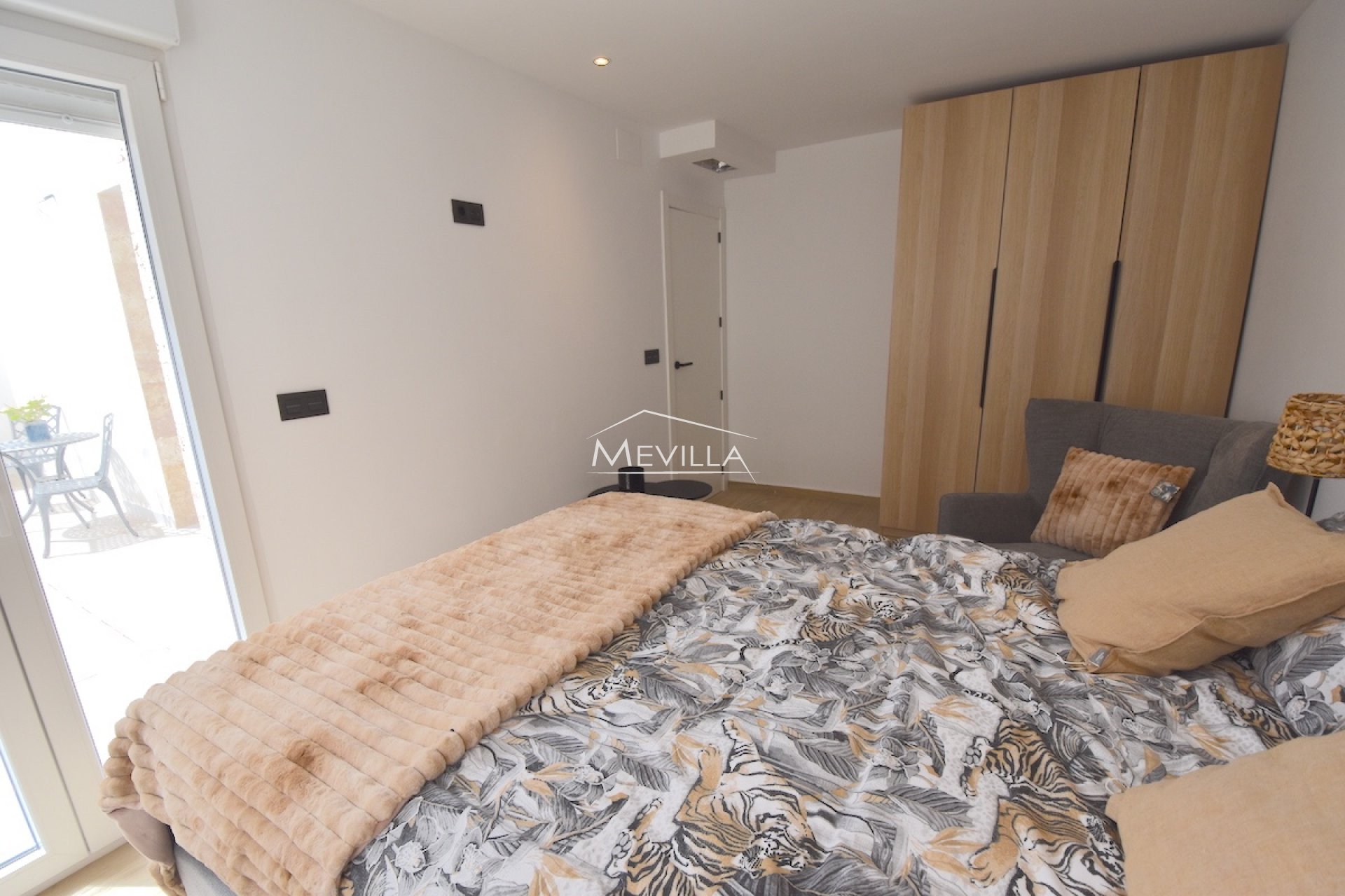 Reventes - Villa - Orihuela Costa - La Zenia