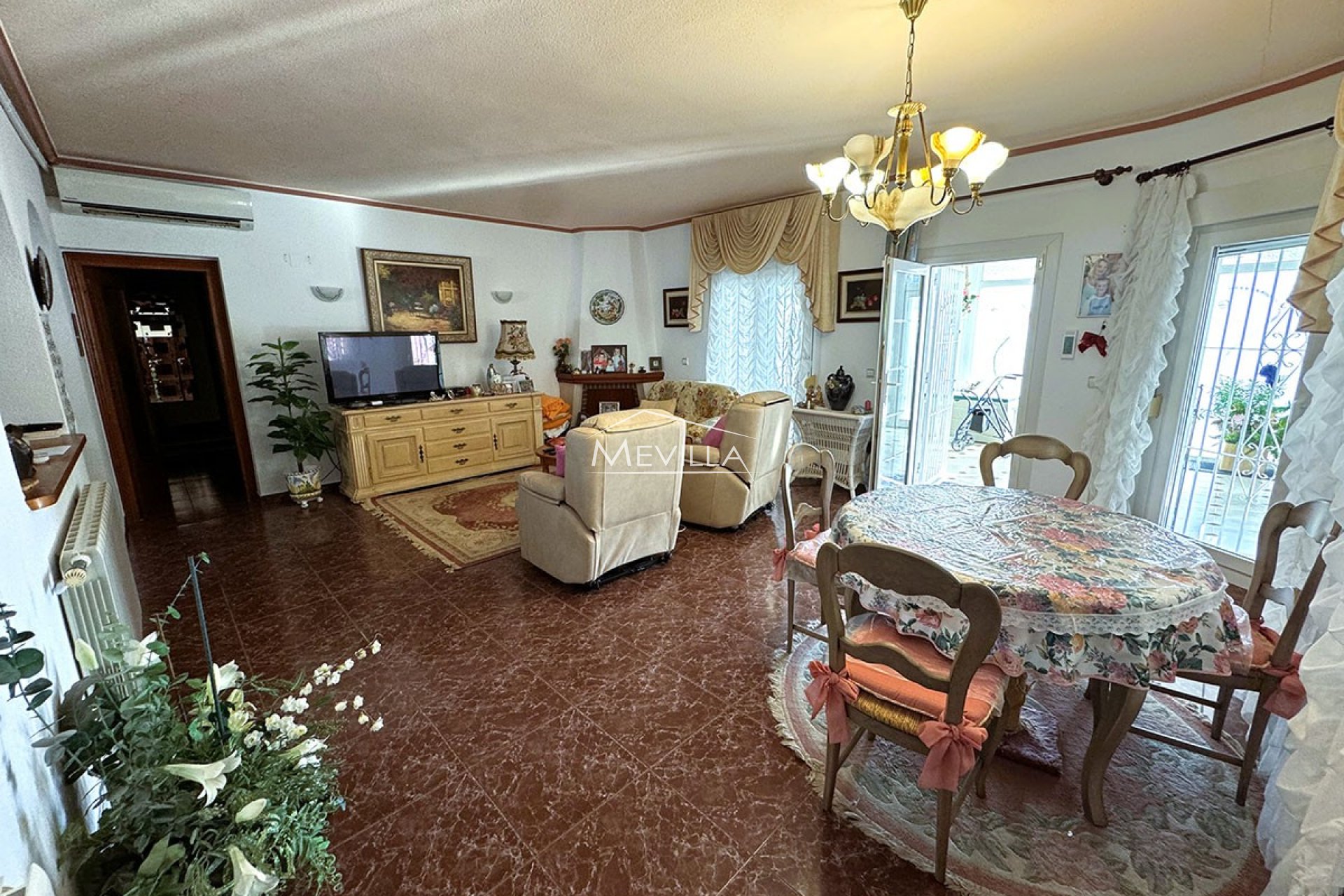 Reventes - Villa - Orihuela Costa - La Zenia