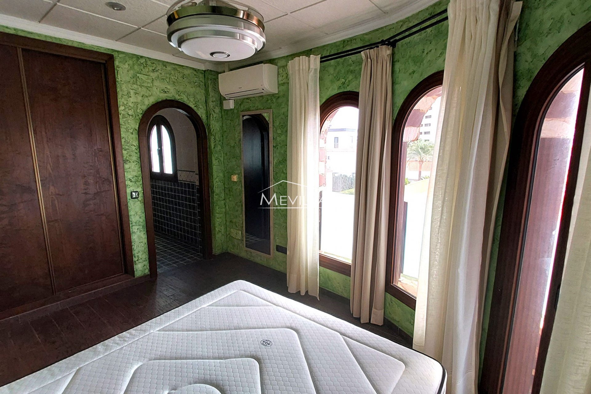 Reventes - Villa - Orihuela Costa - La Zenia