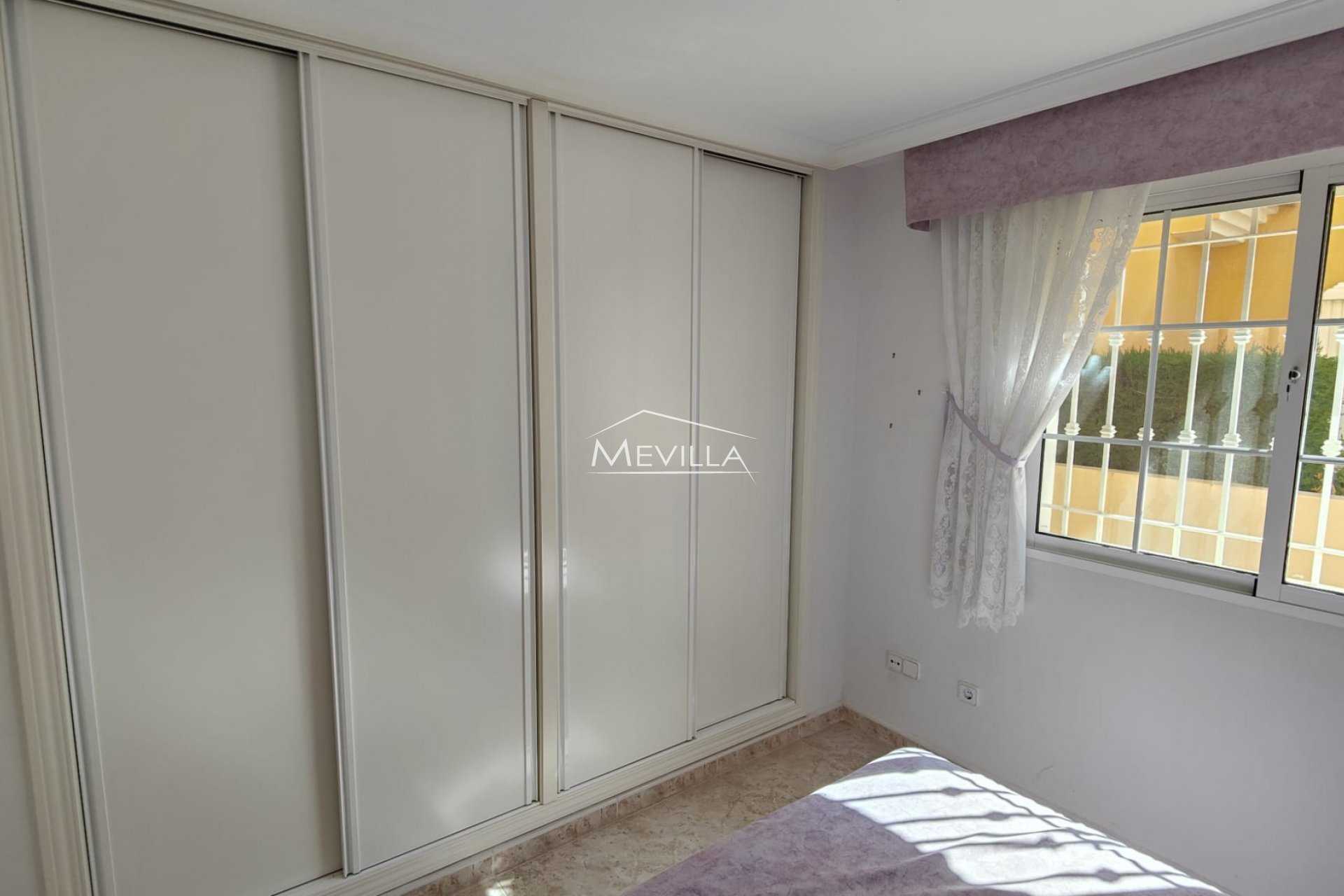 Reventes - Villa - Orihuela Costa - La Zenia