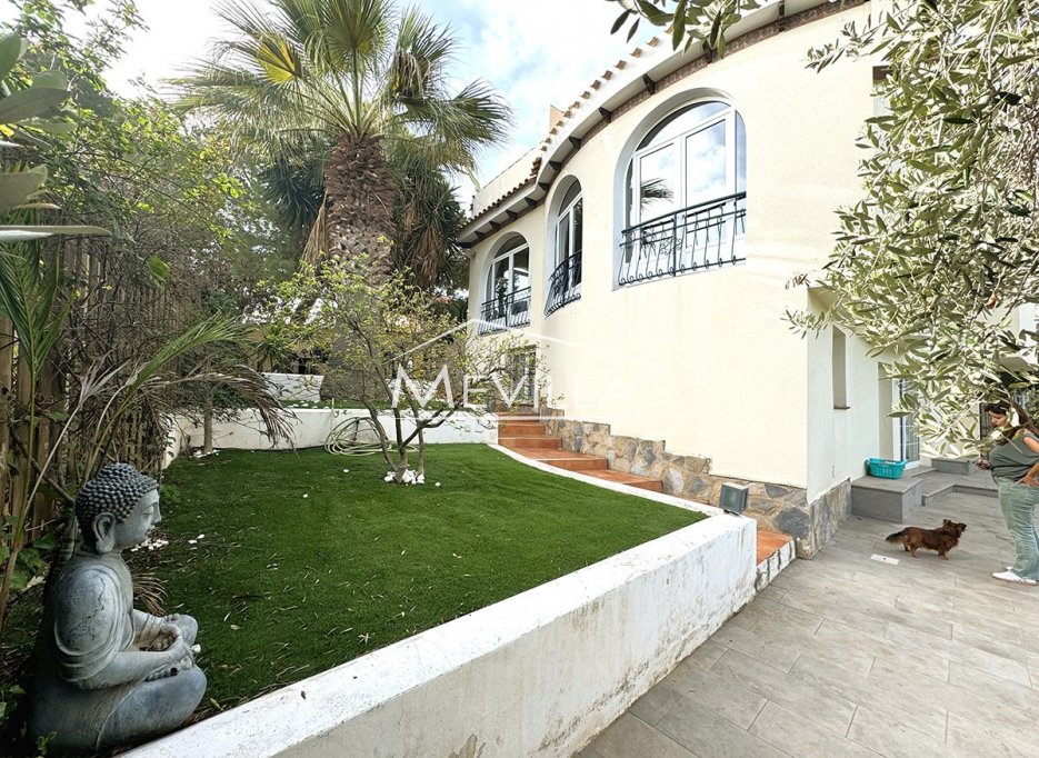 Reventes - Villa - Orihuela Costa - La Zenia