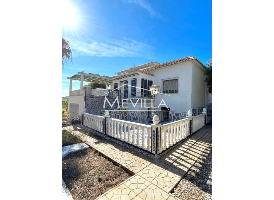 Reventes - Villa - Orihuela Costa - La Zenia
