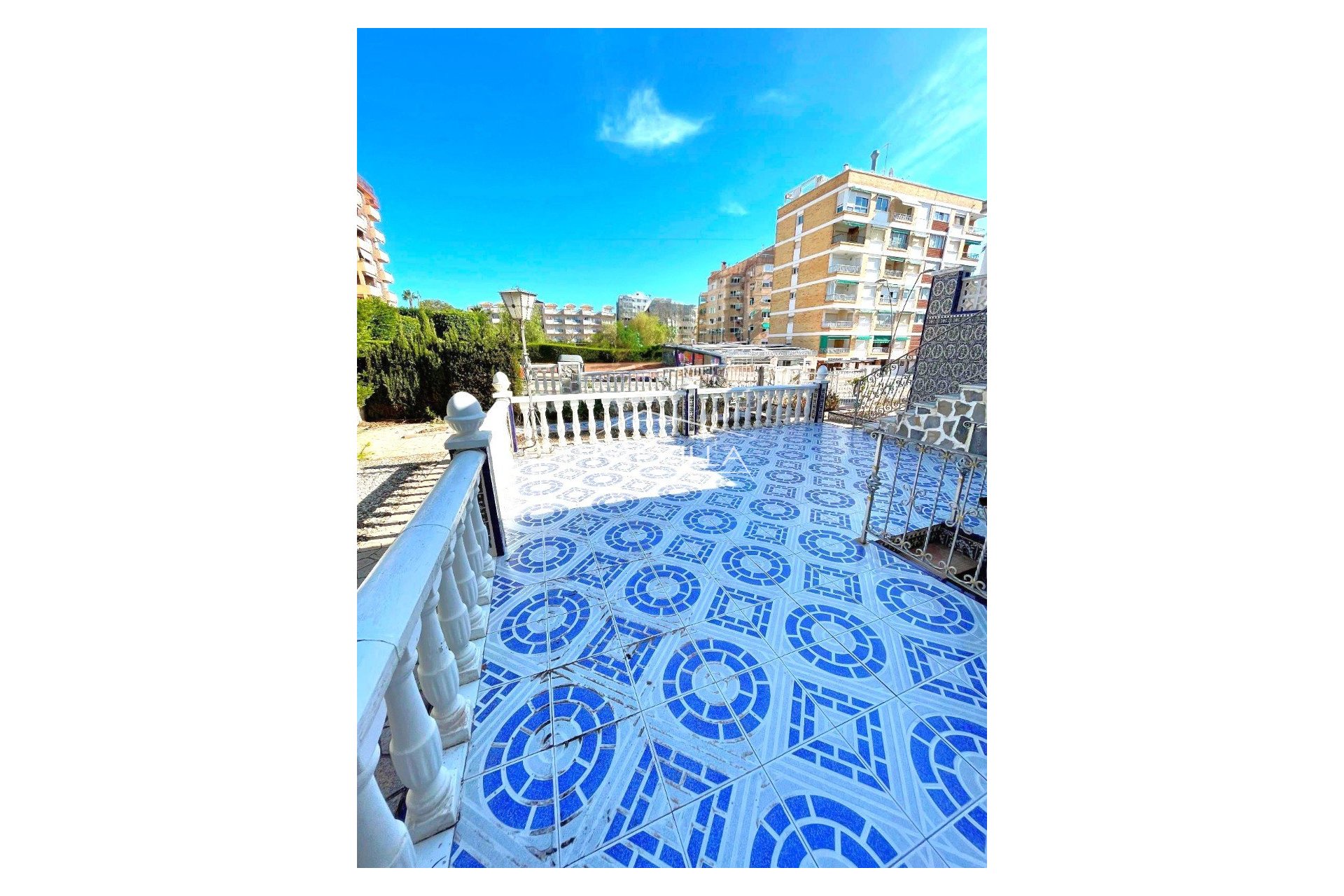 Reventes - Villa - Orihuela Costa - La Zenia