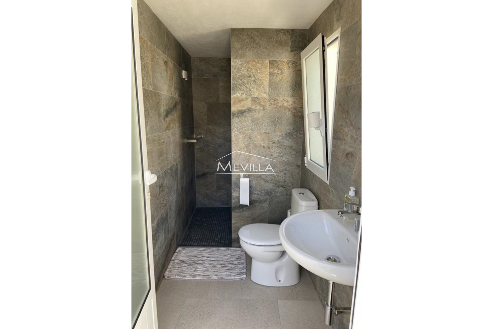 Reventes - Villa - Orihuela Costa - La Zenia