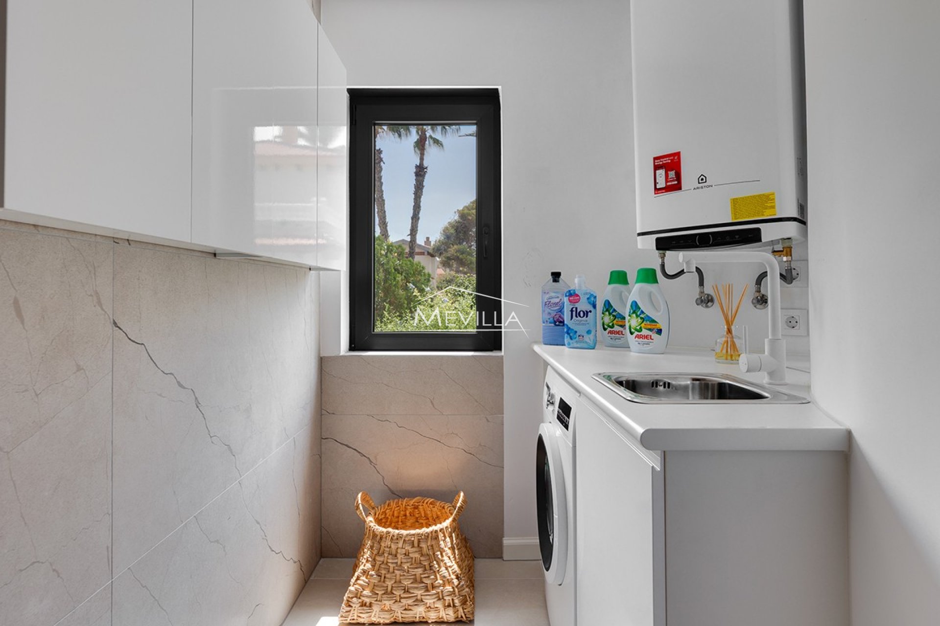 Reventes - Villa - Orihuela Costa - La Zenia