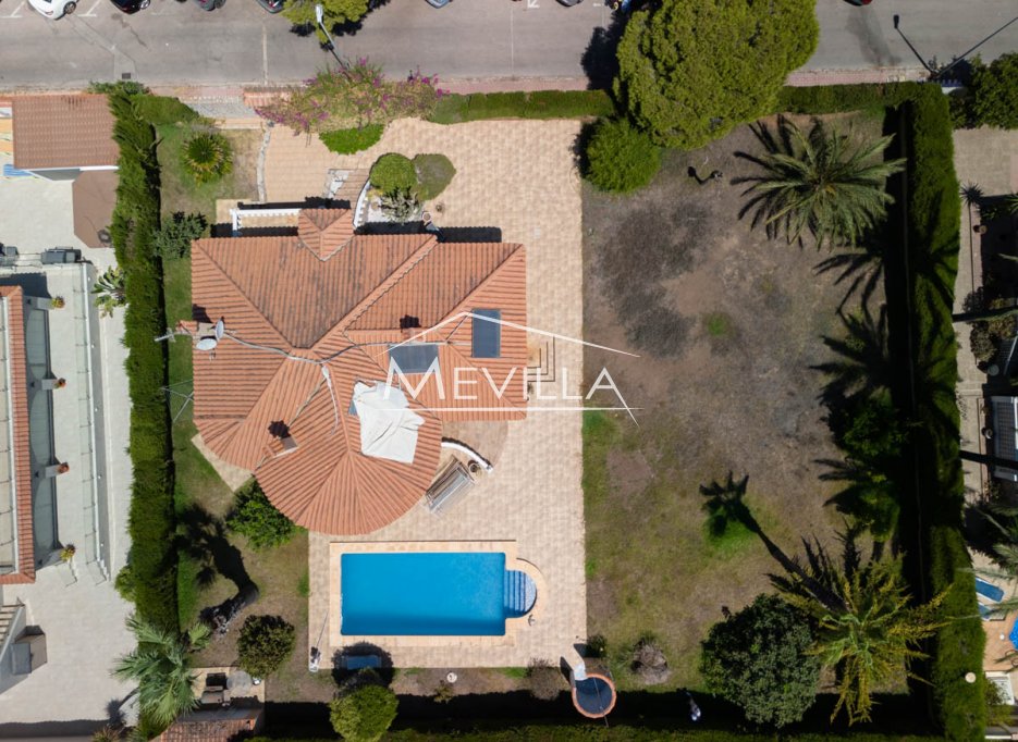 Reventes - Villa - Orihuela Costa - La Zenia