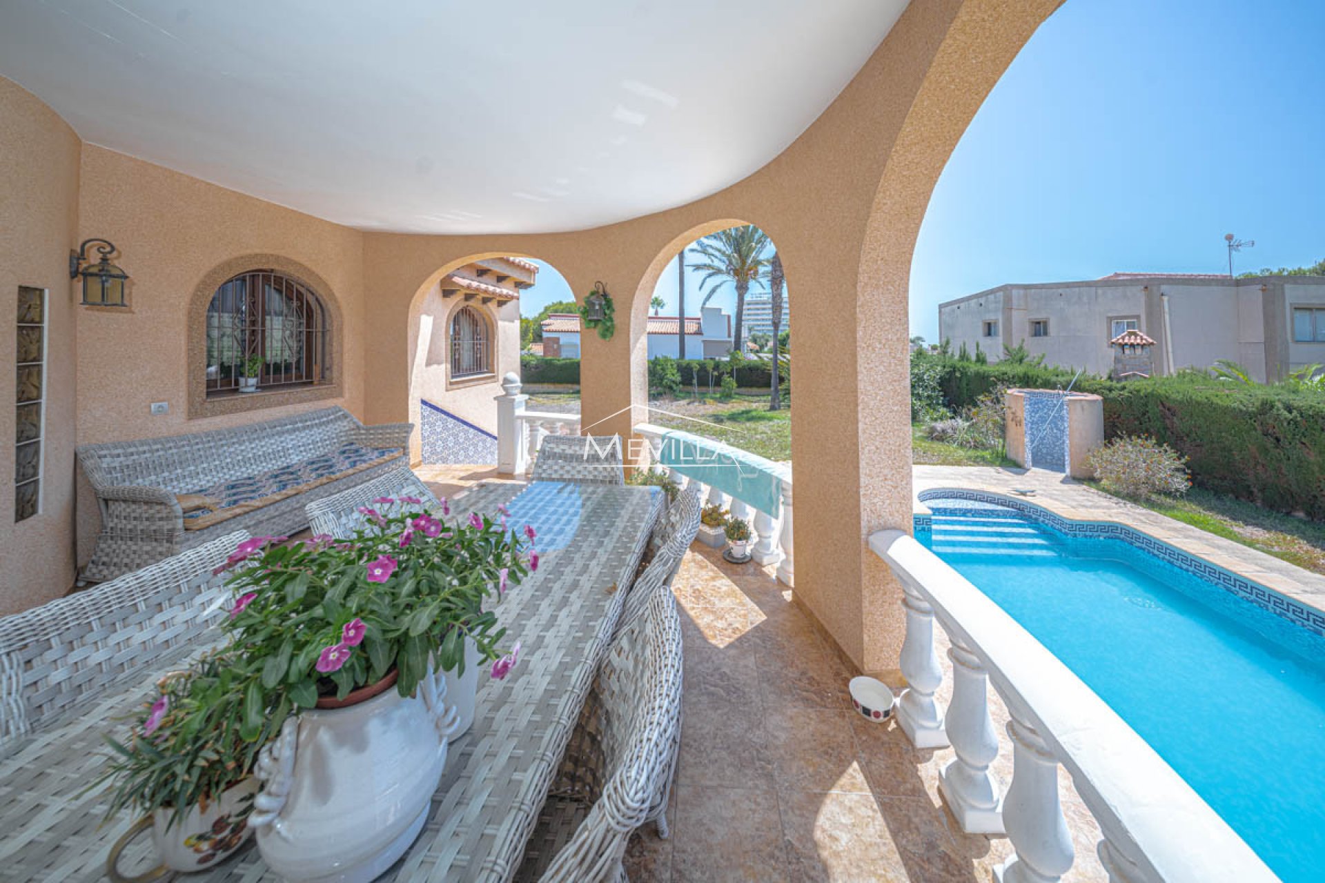 Reventes - Villa - Orihuela Costa - La Zenia