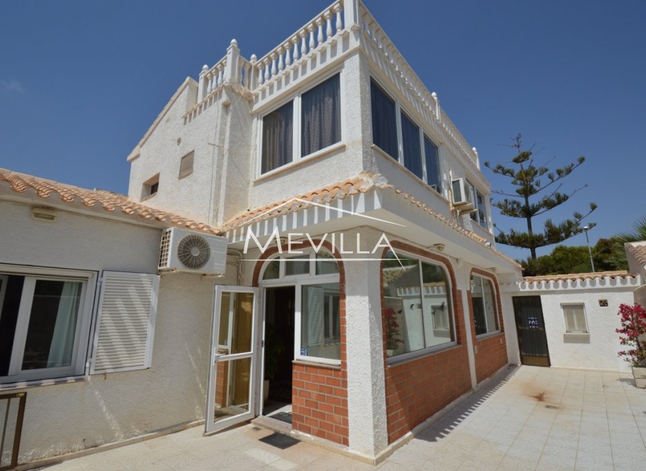 Reventes - Villa - Orihuela Costa - La Zenia