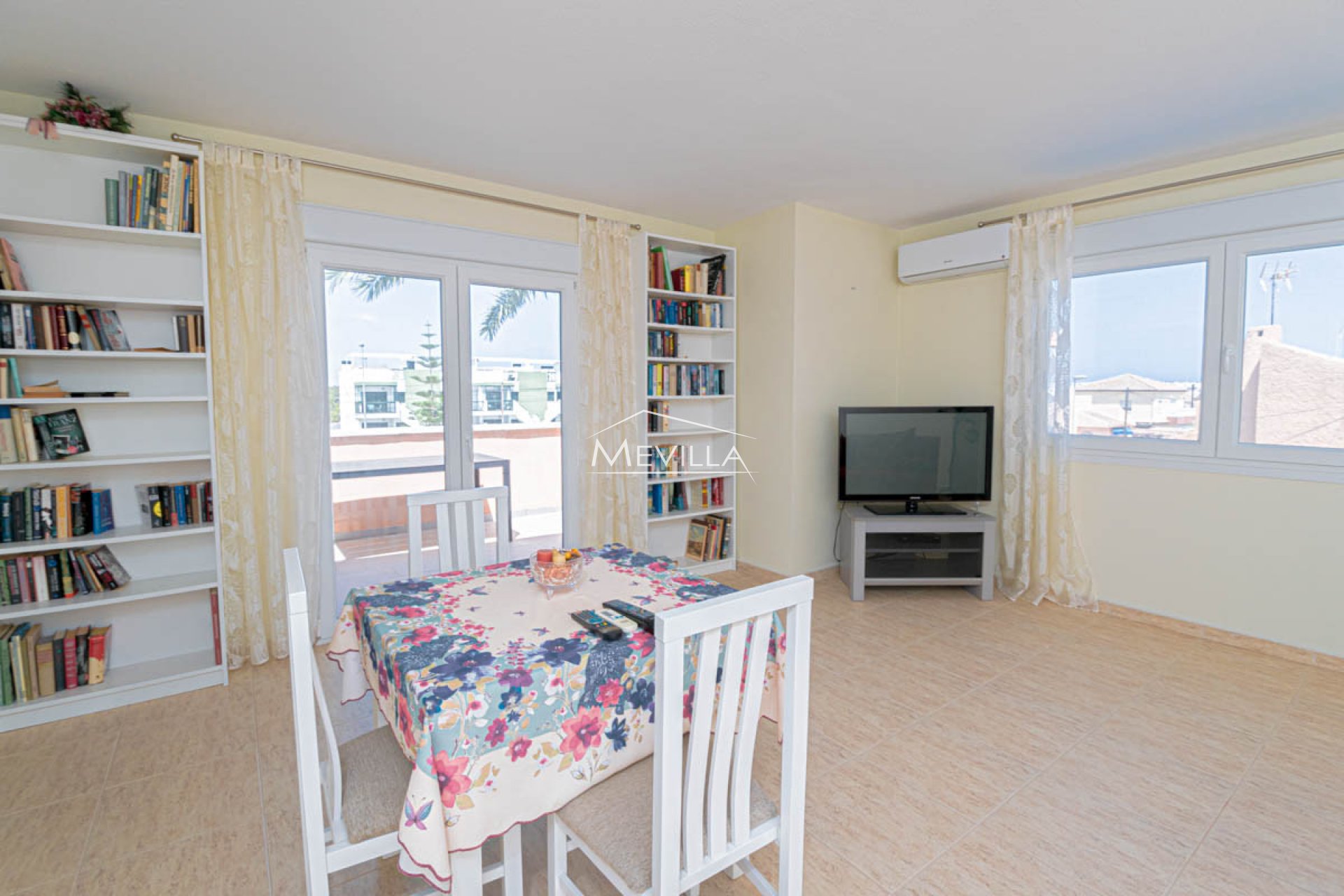 Reventes - Villa - Orihuela Costa - Mil Palmeras