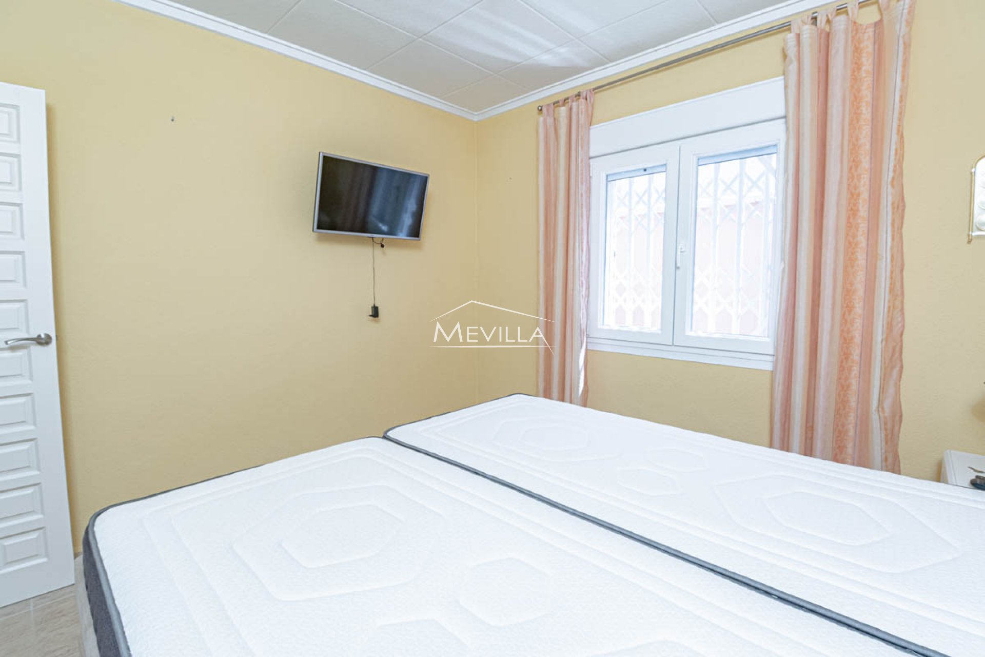 Reventes - Villa - Orihuela Costa - Mil Palmeras