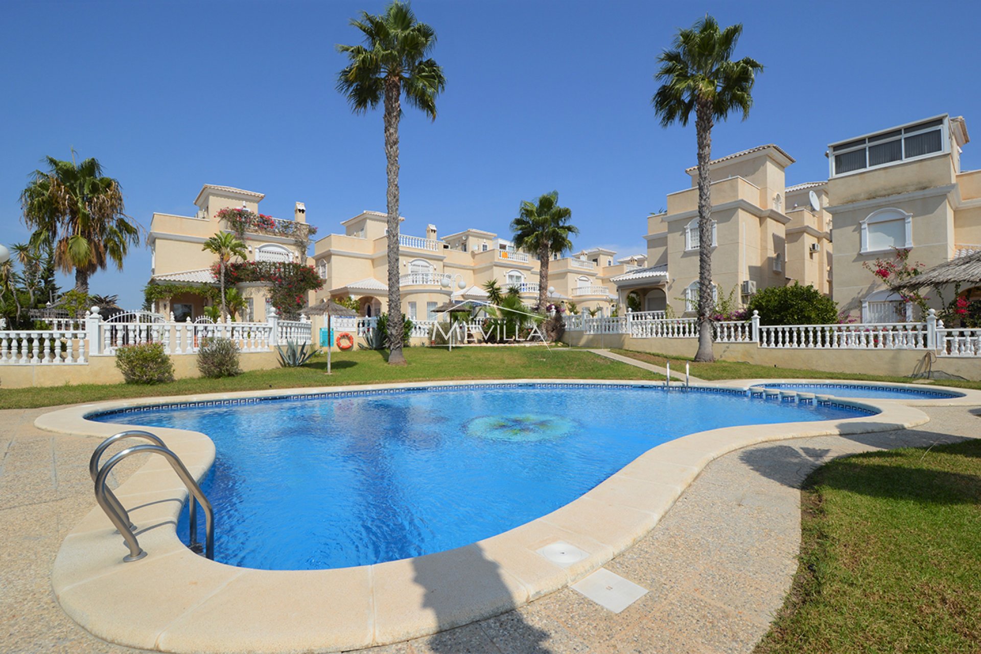 Reventes - Villa - Orihuela Costa - Playa Flamenca