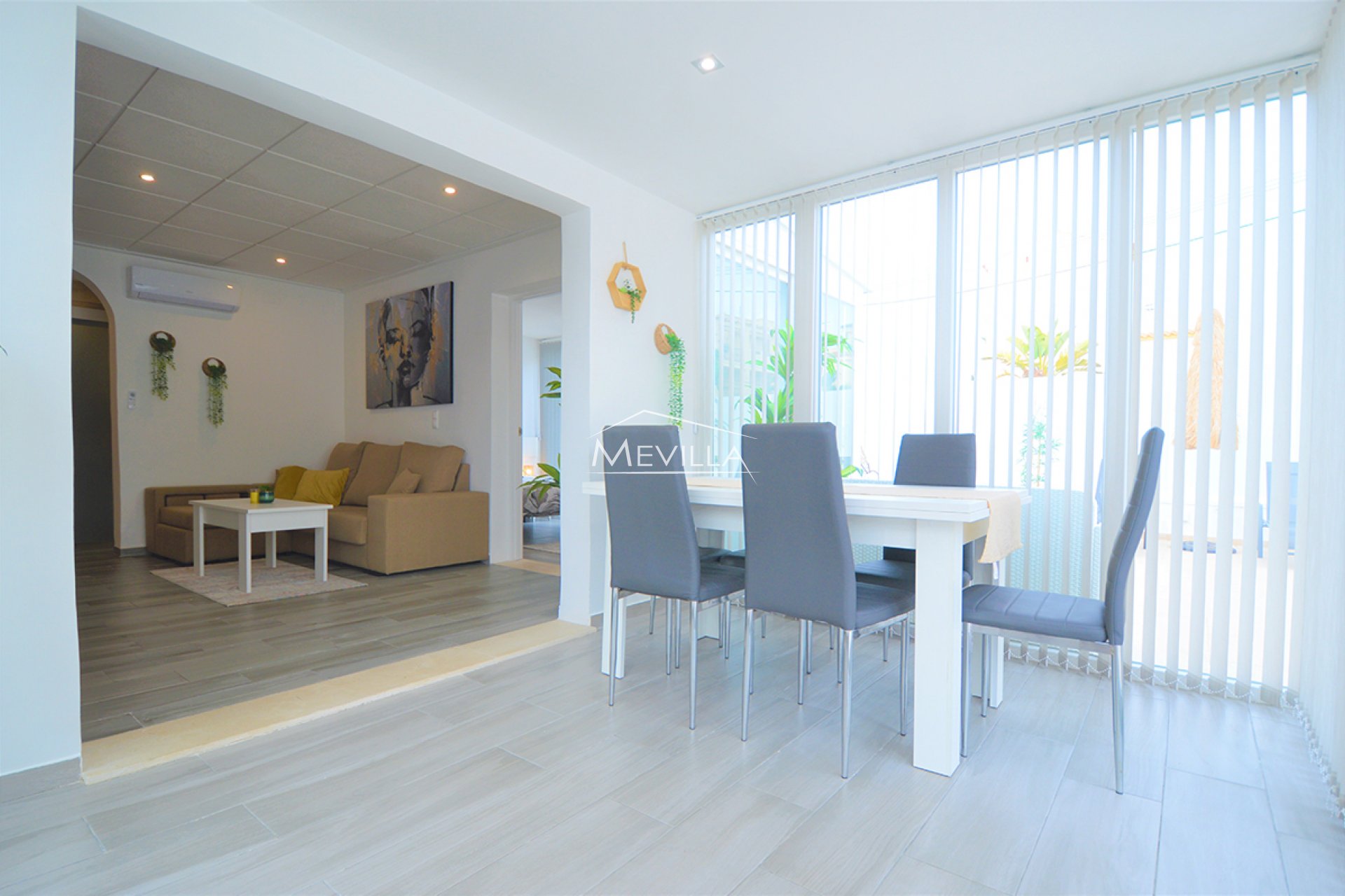 Reventes - Villa - Orihuela Costa - Playa Flamenca