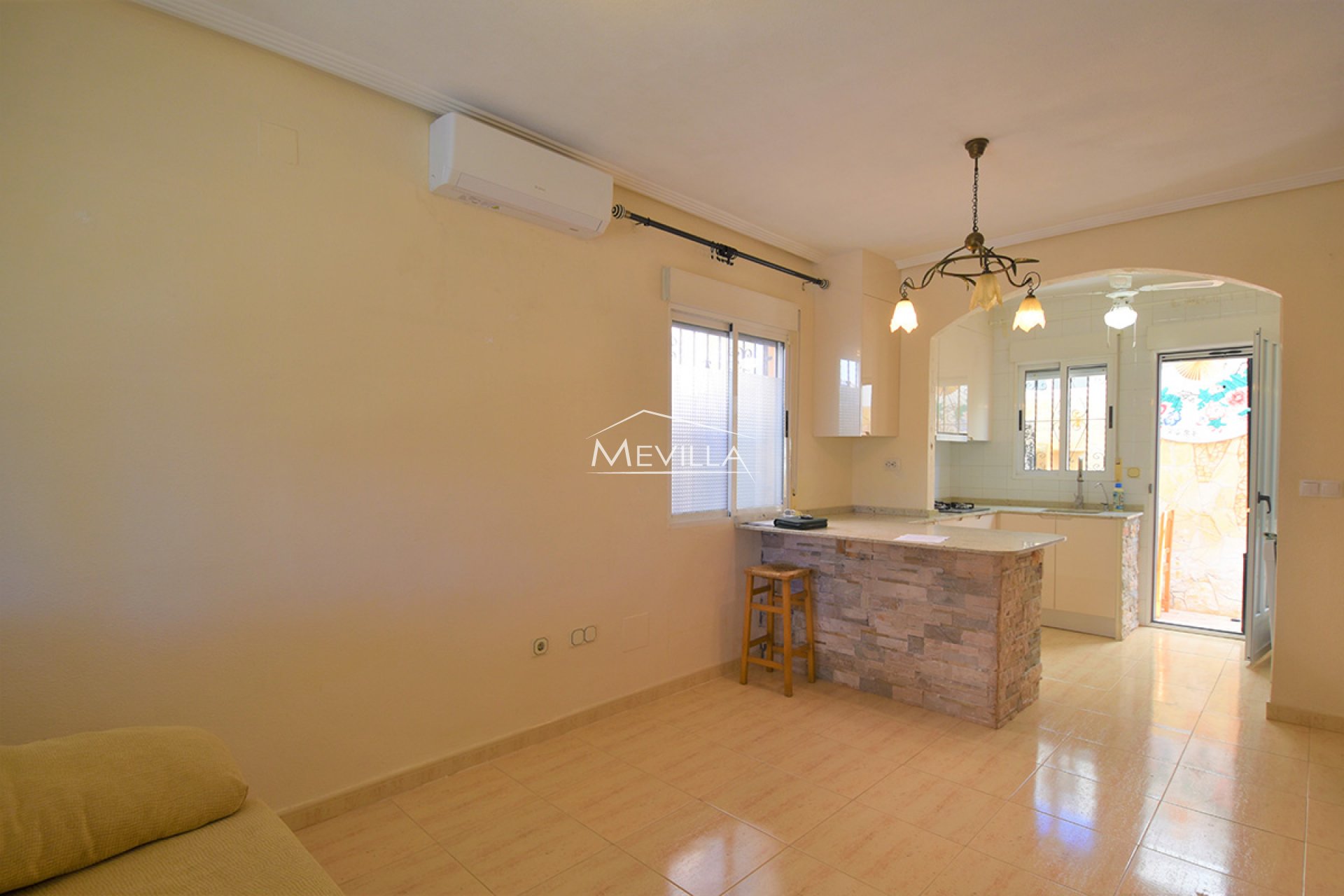 Reventes - Villa - Orihuela Costa - Playa Flamenca