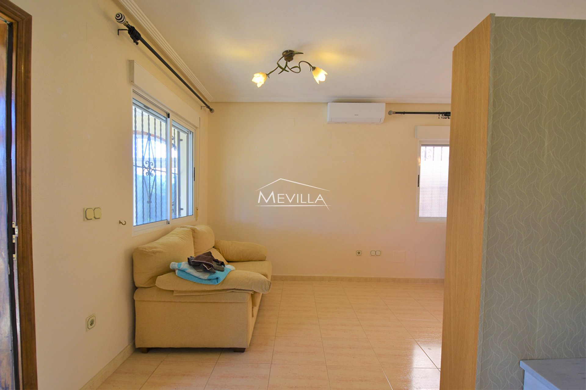 Reventes - Villa - Orihuela Costa - Playa Flamenca