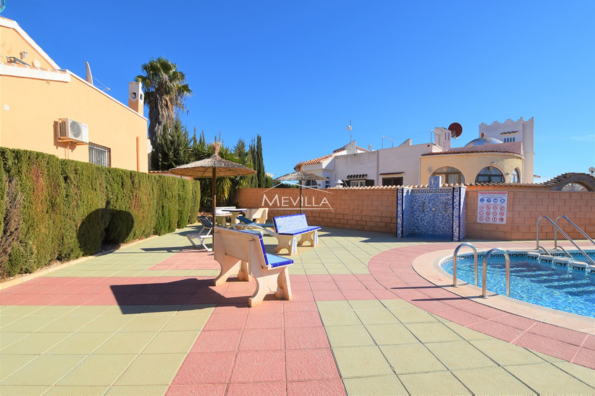 Reventes - Villa - Orihuela Costa - Playa Flamenca