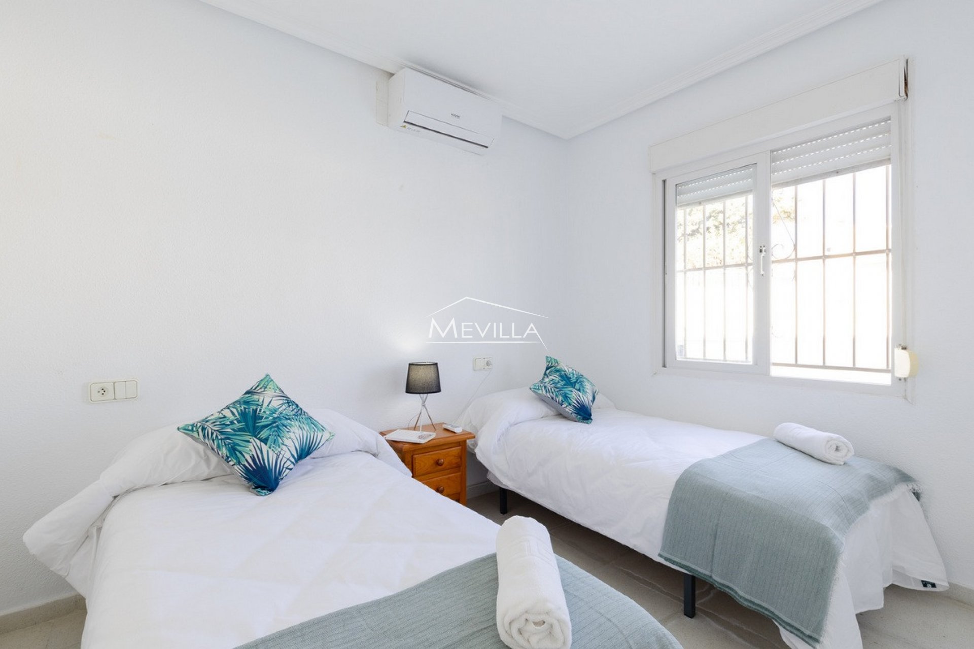 Reventes - Villa - Orihuela Costa - Playa Flamenca