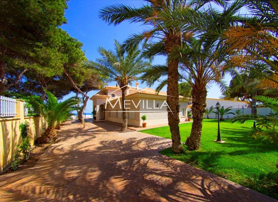 Reventes - Villa - Orihuela Costa - Punta Prima