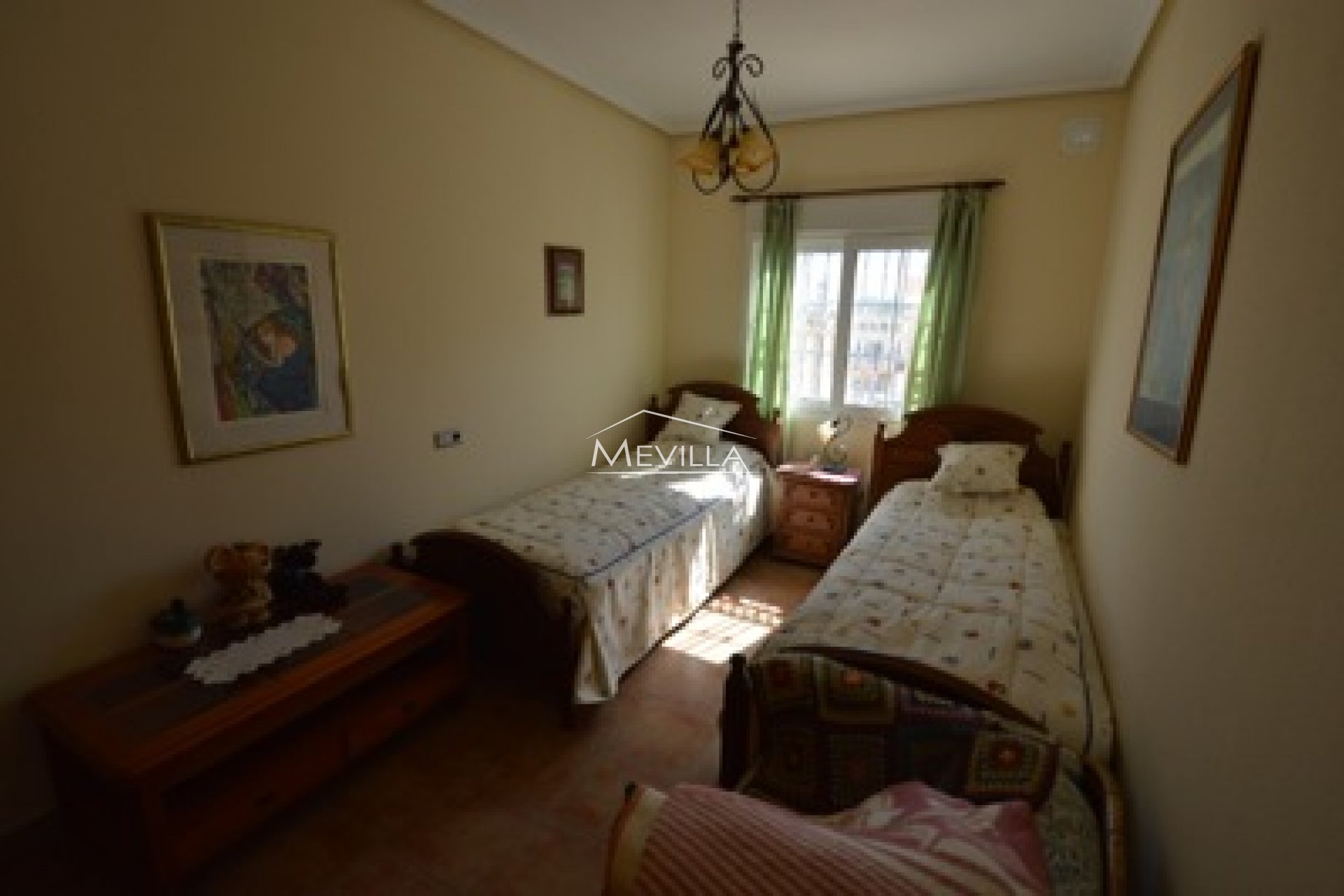 Reventes - Villa - Orihuela Costa - Villamartin