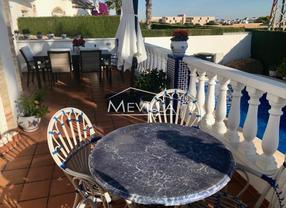 Reventes - Villa - Orihuela Costa - Villamartin