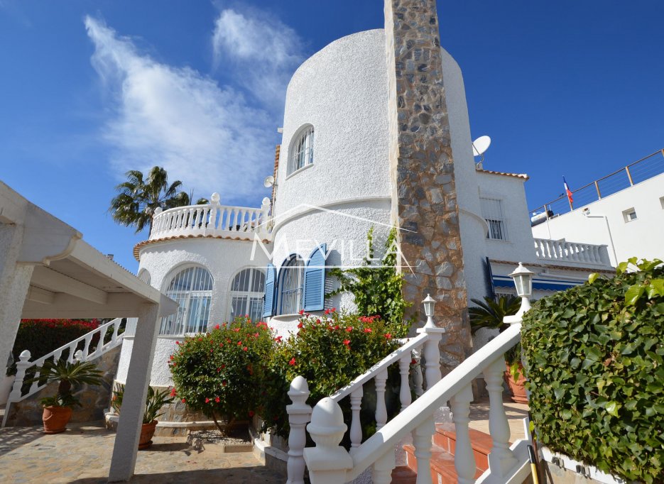 Reventes - Villa - Orihuela Costa - Villamartin