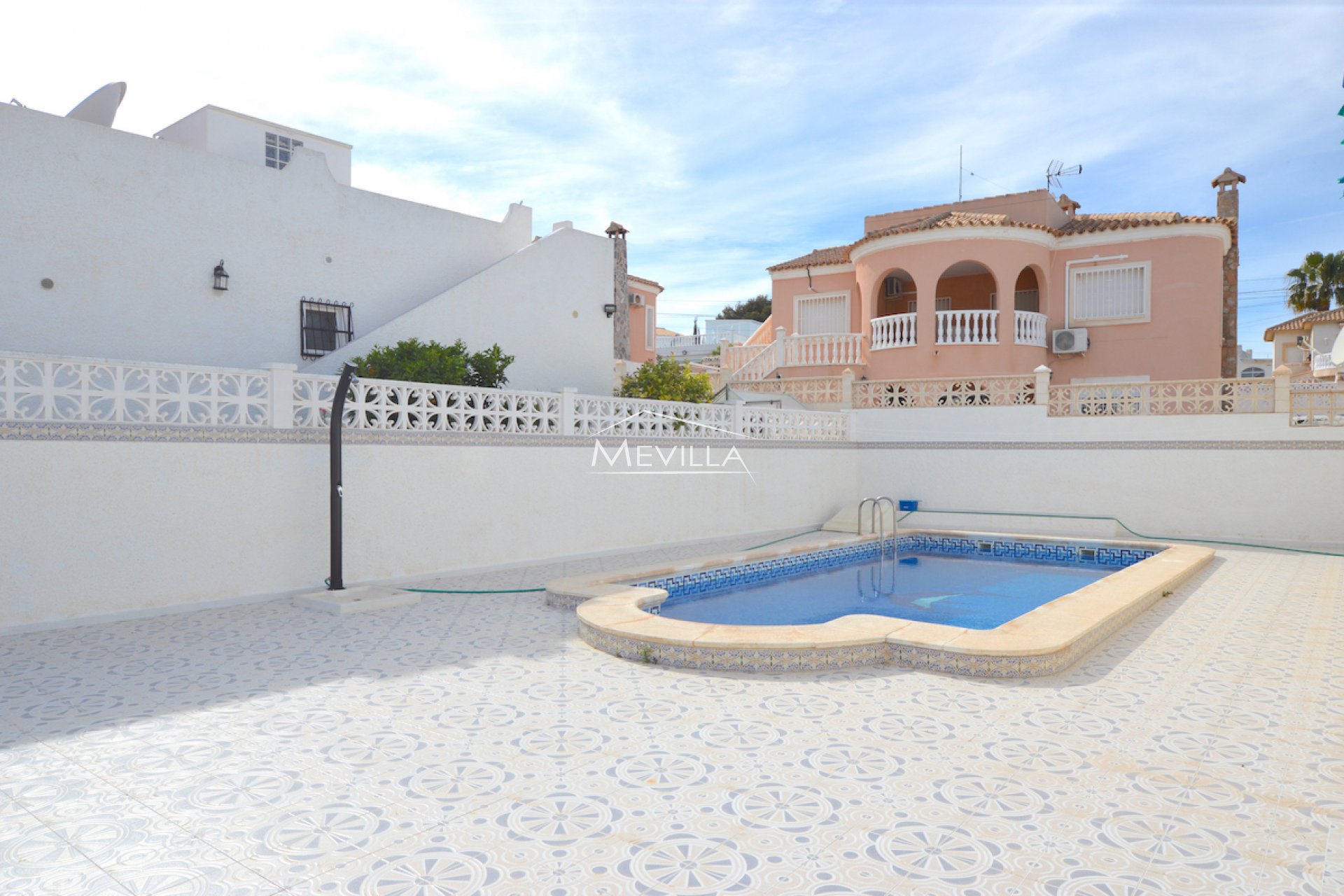 Reventes - Villa - Orihuela Costa - Villamartin
